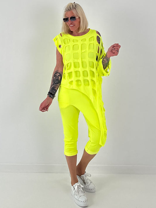Shirt mit All-Over Cut-Outs und Ösen - neongelb