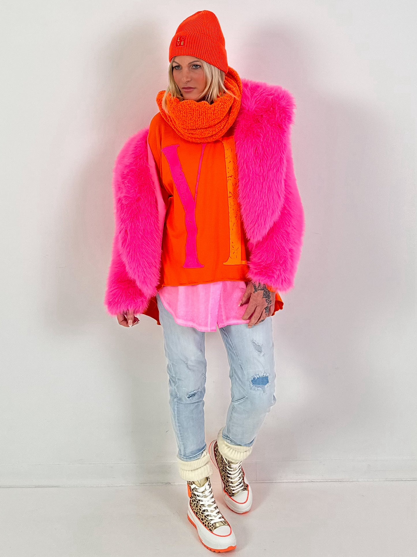 Bontjas model "Cloud 9" - neonroze