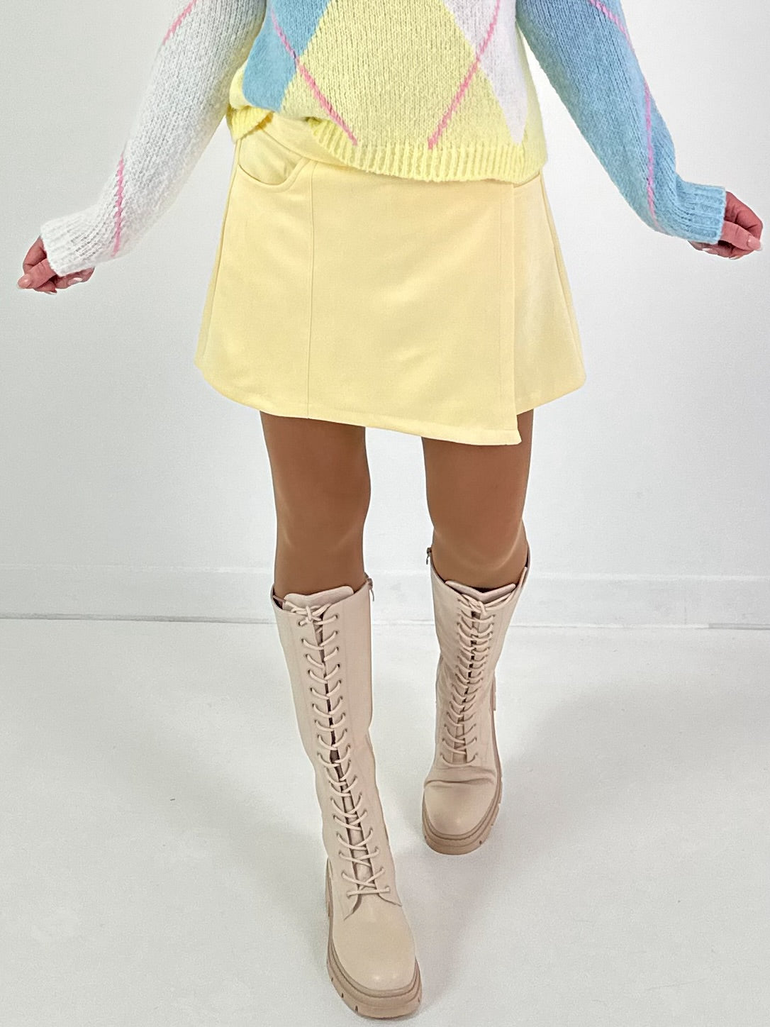 Rock Shorts Model "Finetime" - yellow