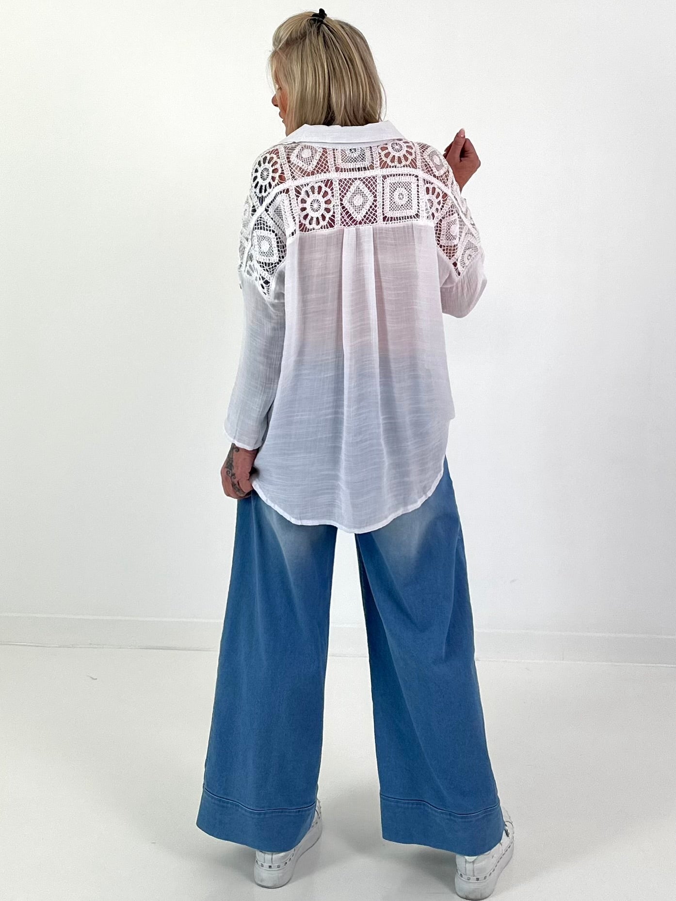 Tunic with crochet inserts - white