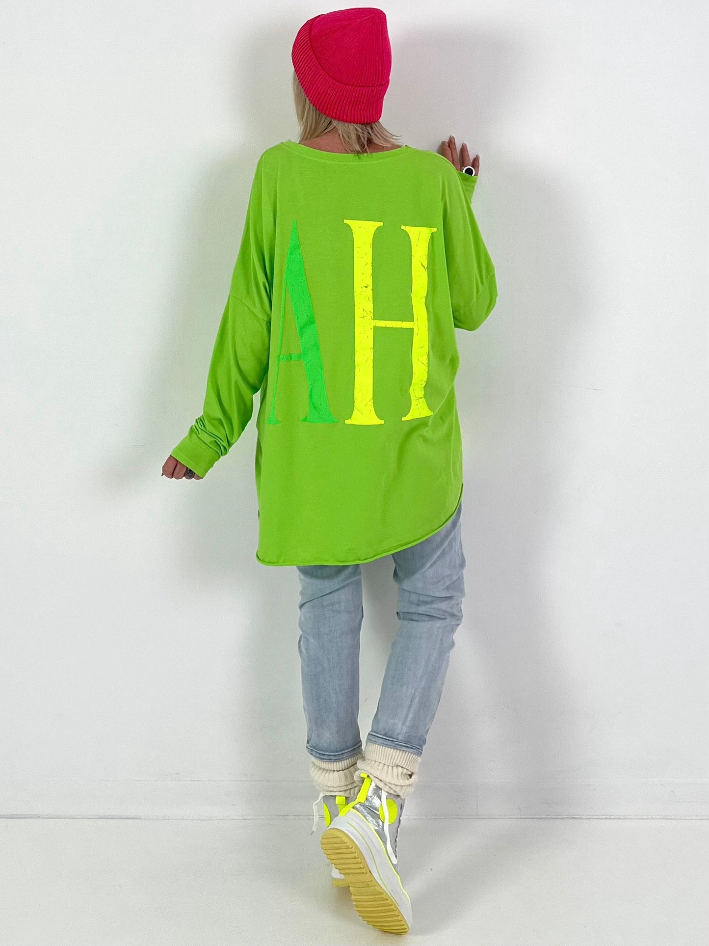 Oversized shirt model "YEAH" - neon green