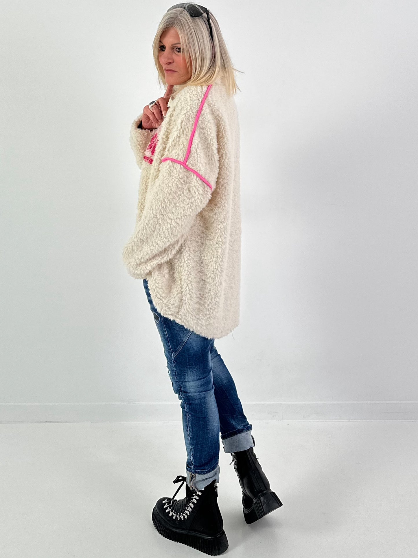 Teddy trui coltrui model "KEEP SMILE" - ecru