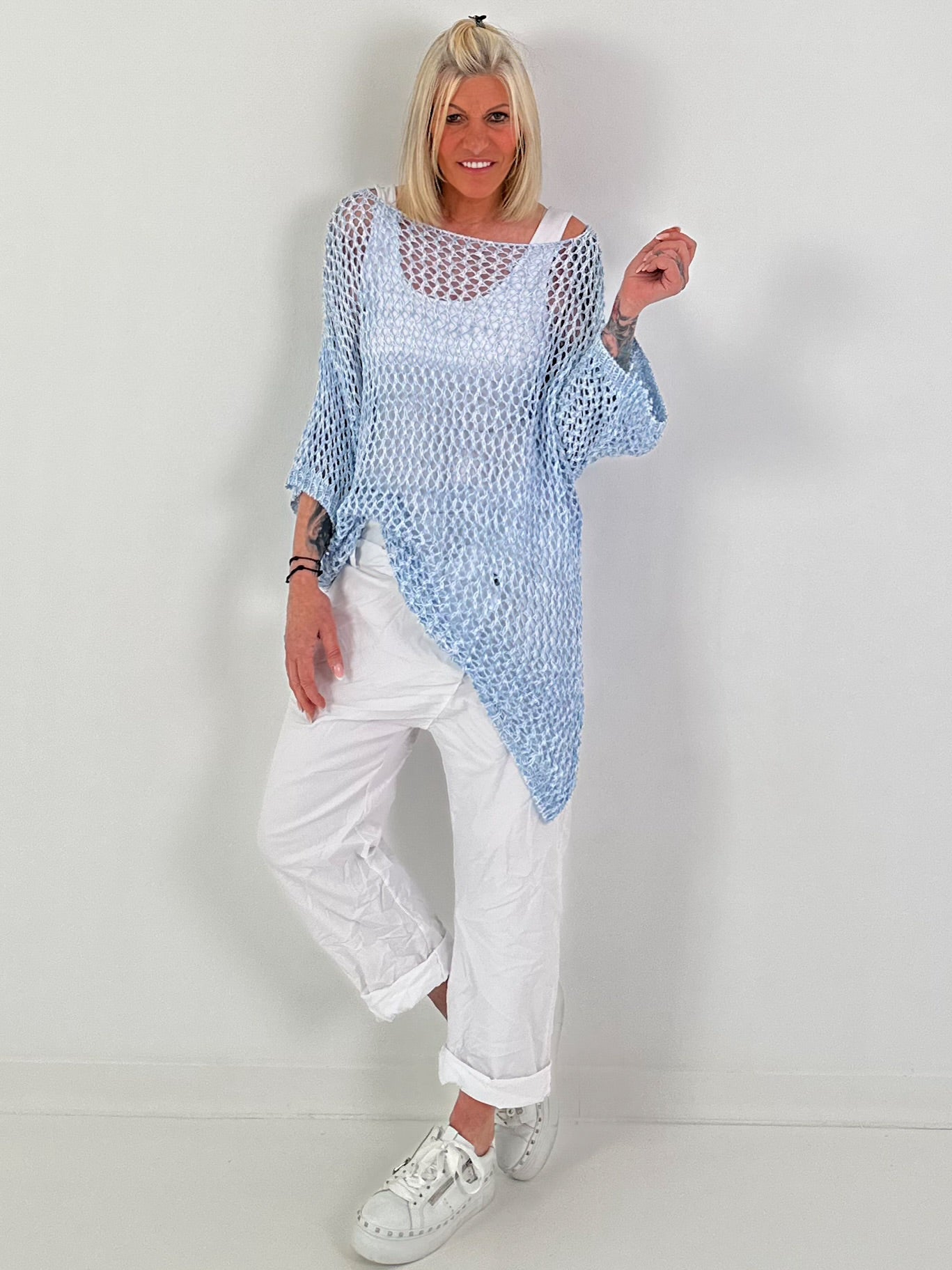 Häkelpullover asymmetrisch - hellblau