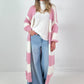 Maxi gebreide jas model "Soft Stripe" - roze-wit