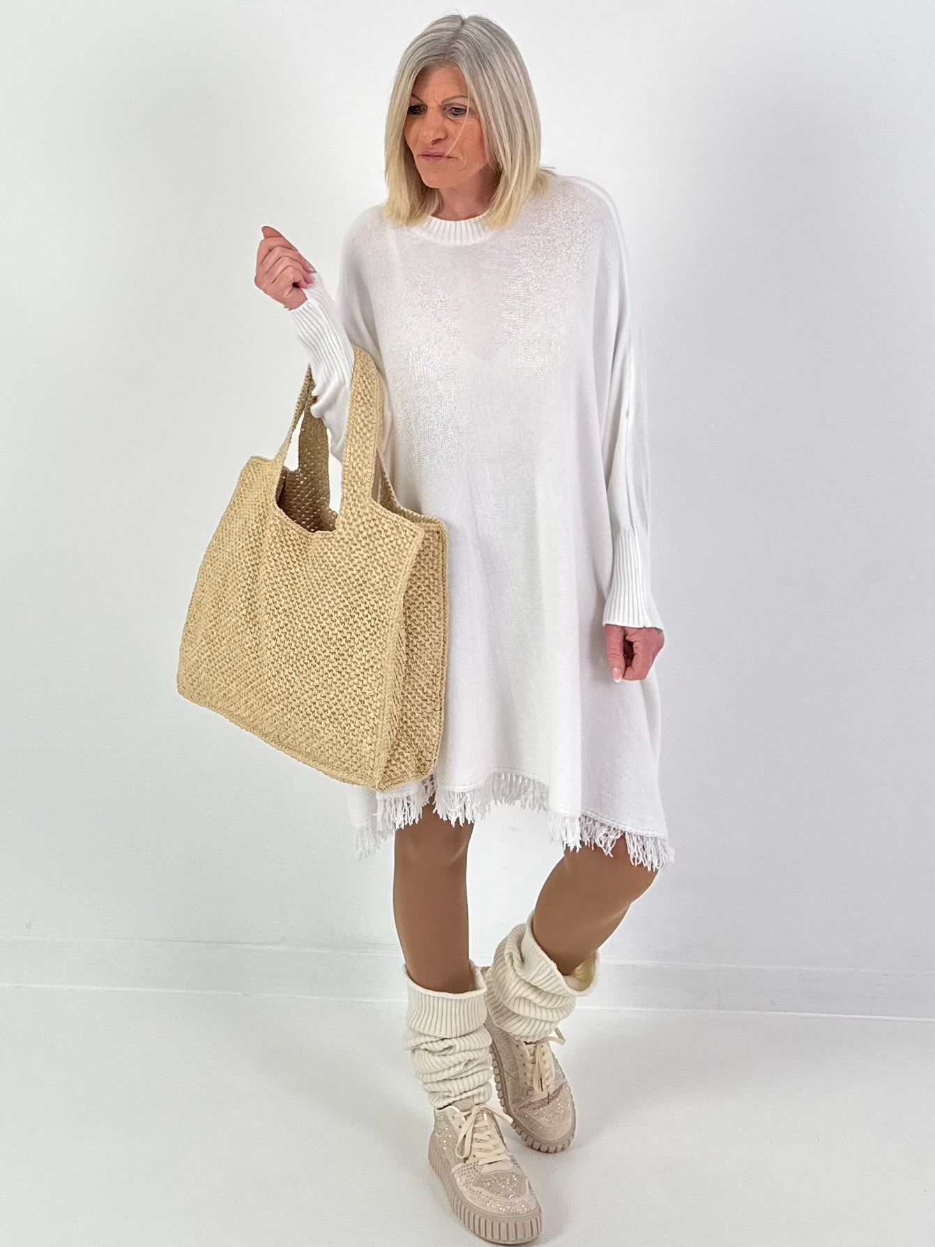 Strickkleid mit Fransen - weiss