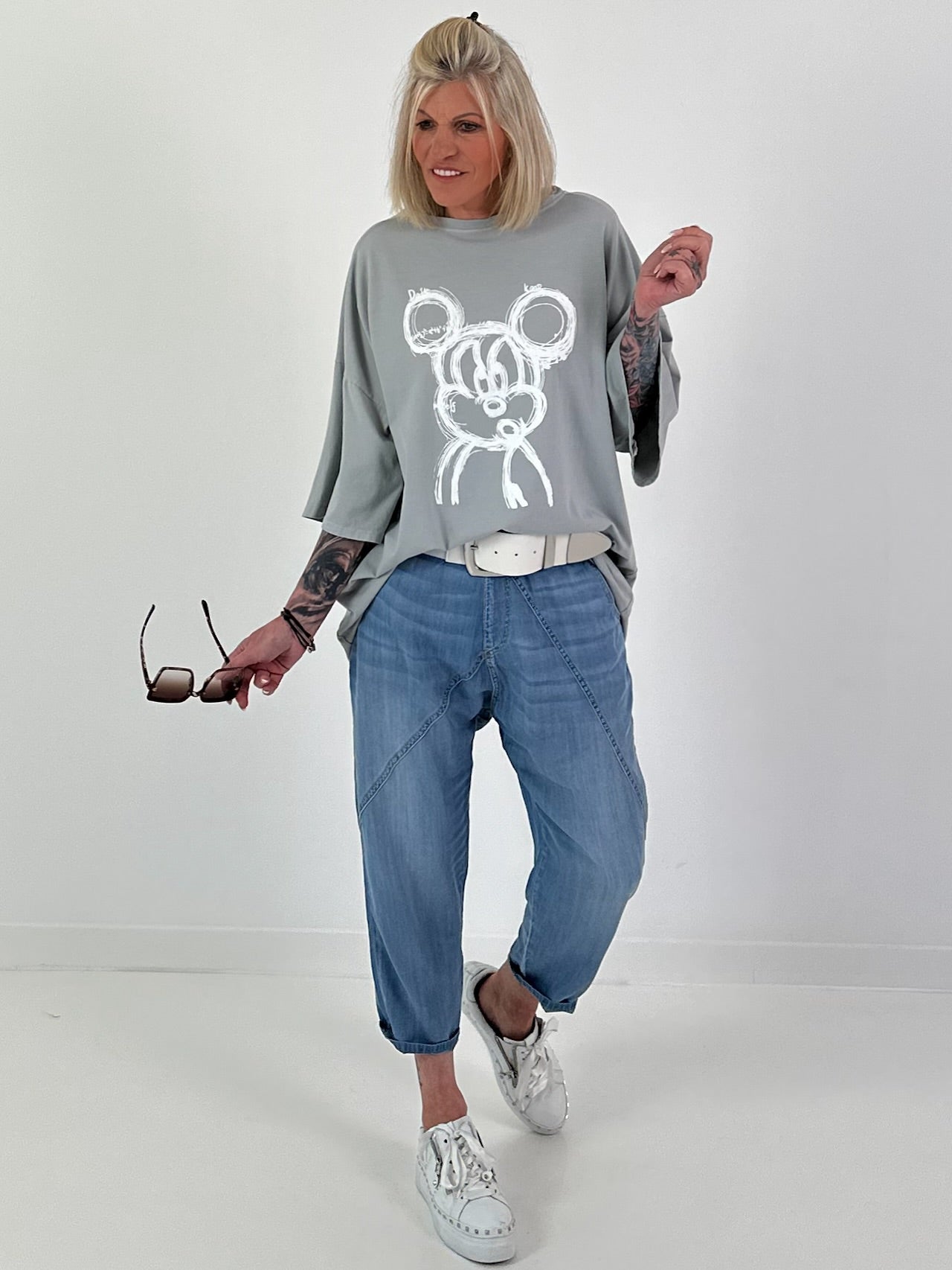 Oversized T-shirt with comic mouse - grey