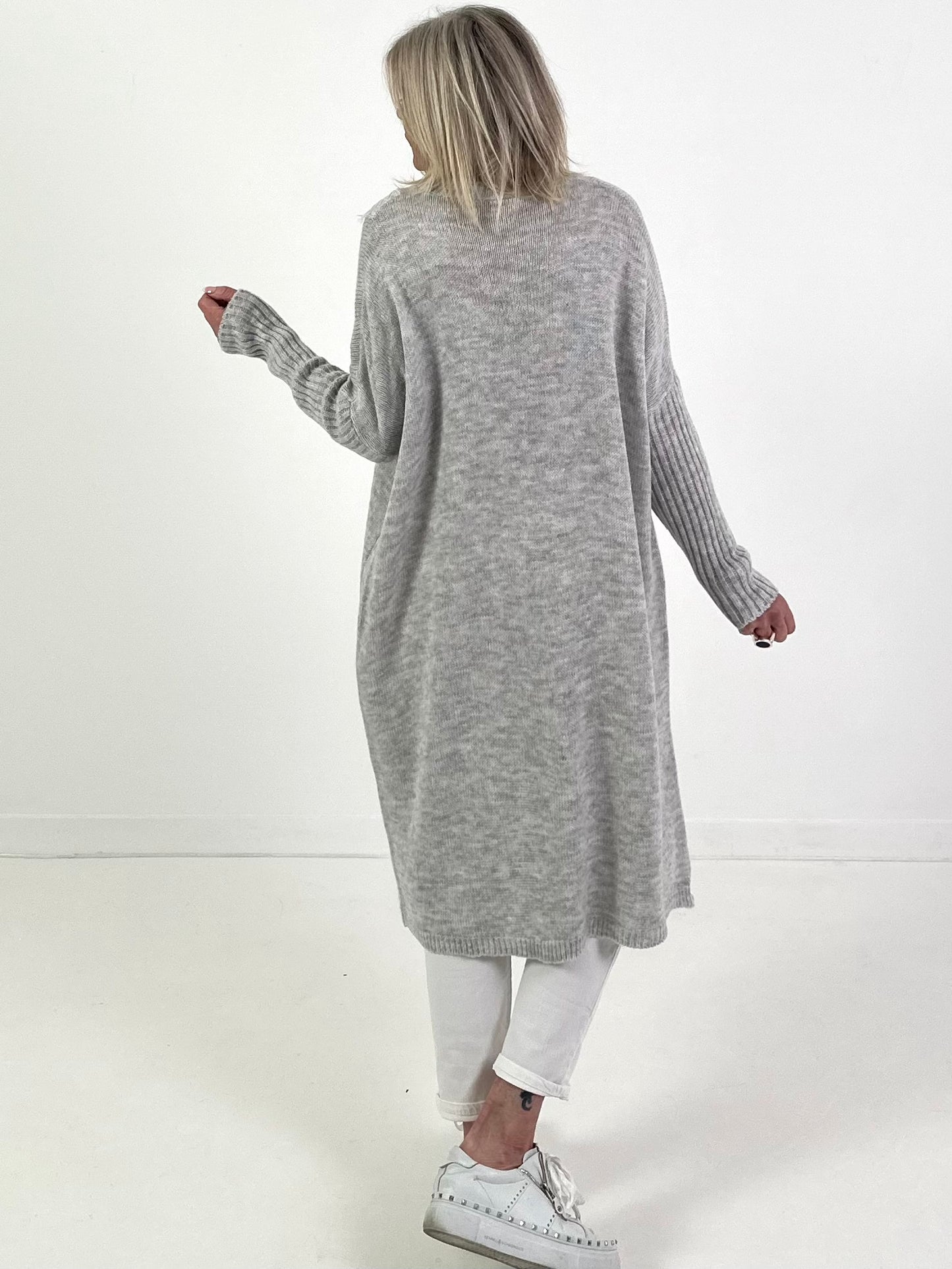 Longpullover Modell "Lumina Lace" - hellgrau