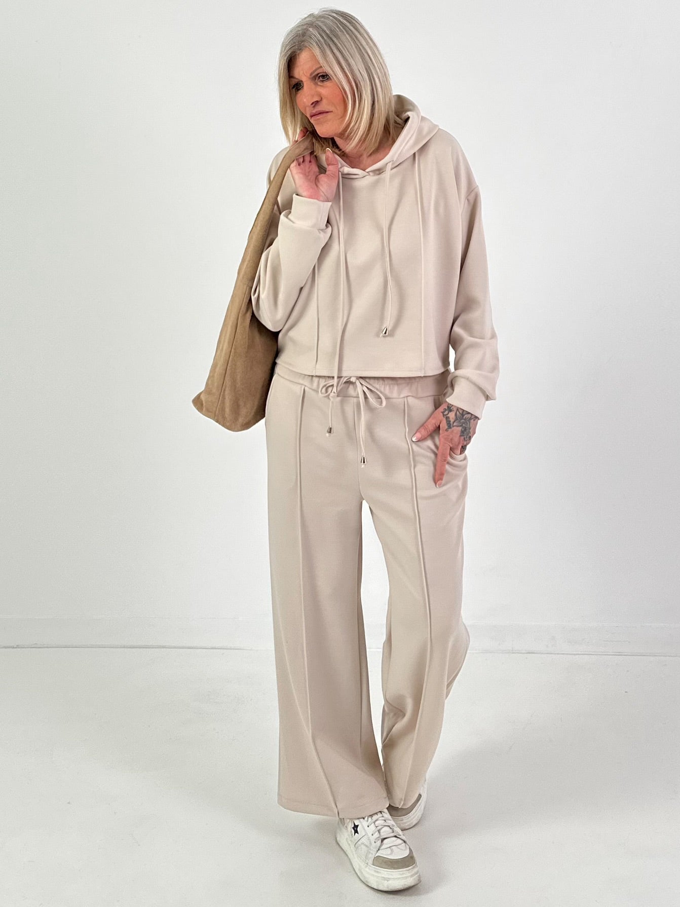 Zweiteiler mit Kapuze - beige