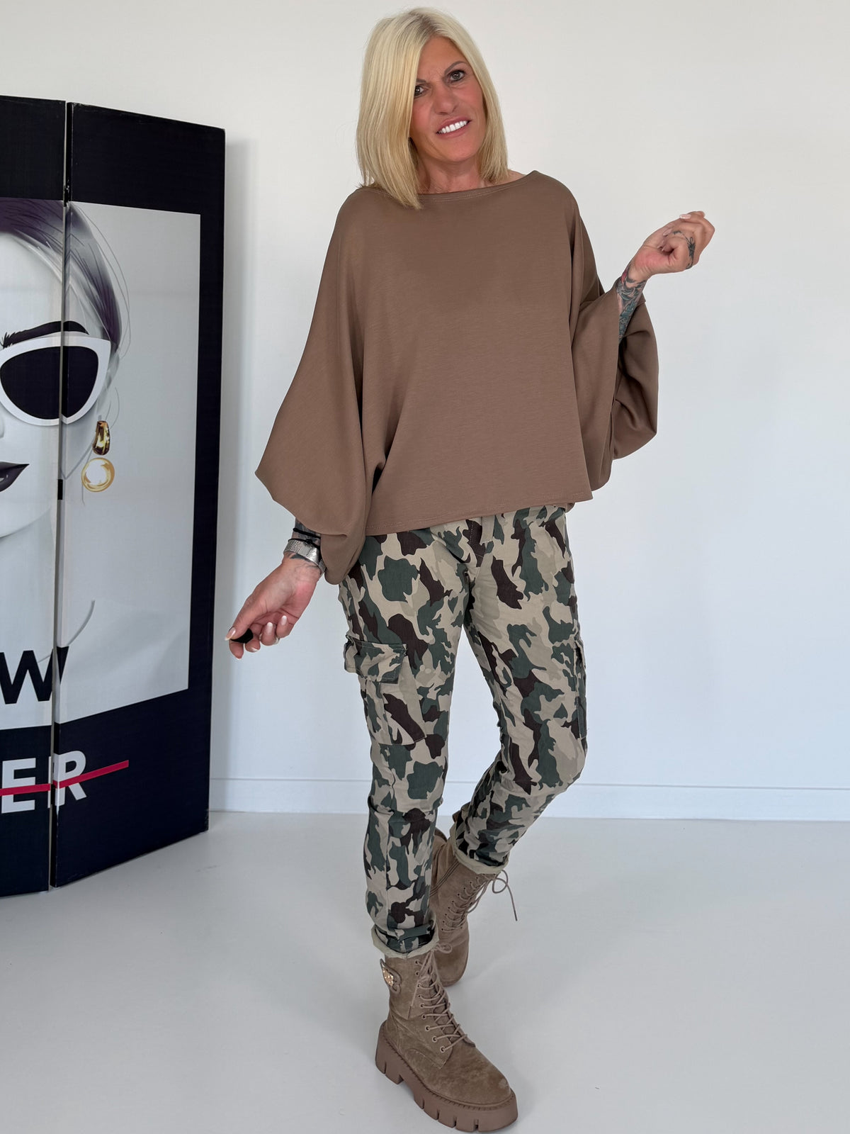 Sweater mit raffinierten Turn-Up-Ärmeln - taupe