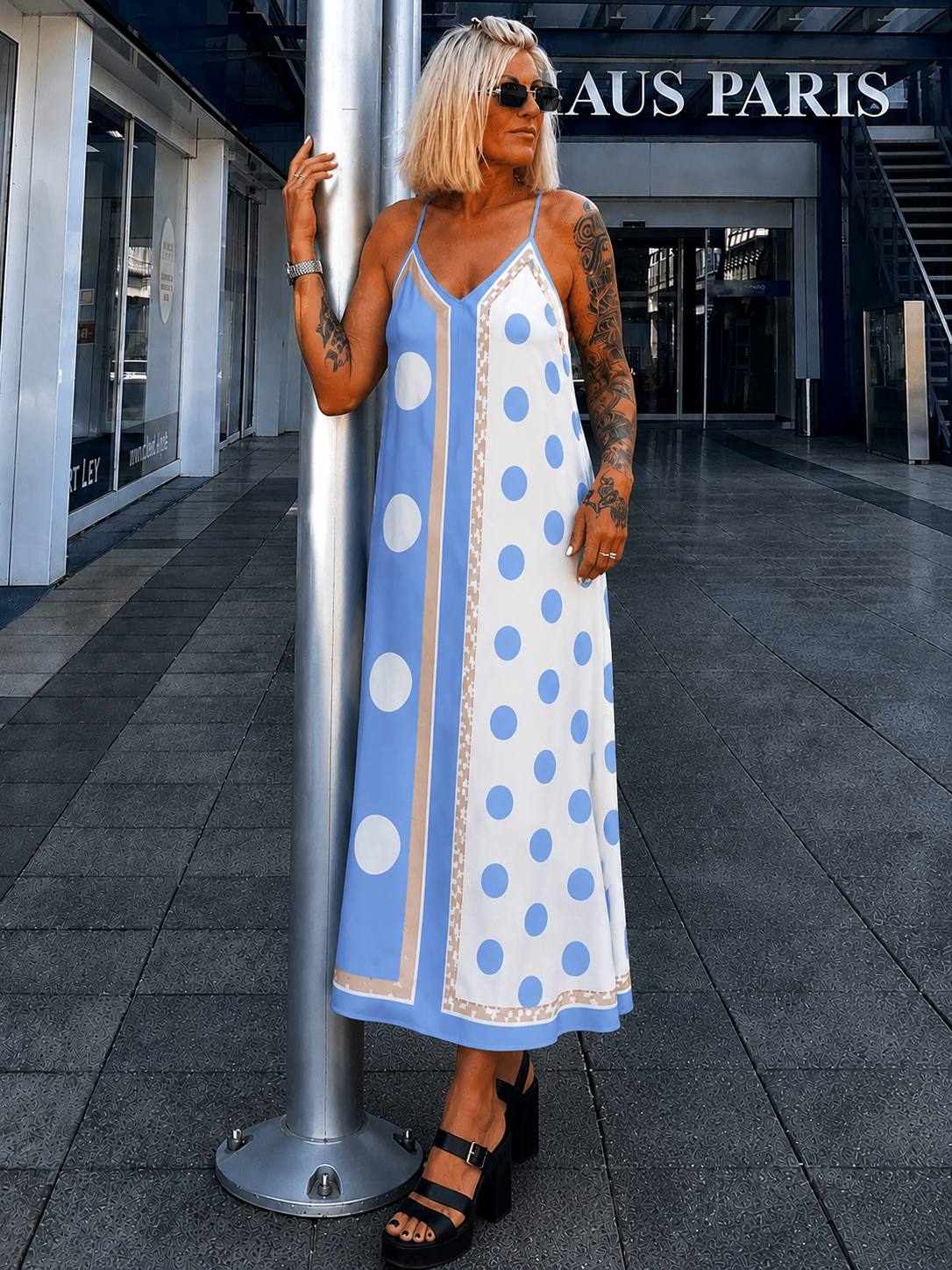 Luftiges Sommerkleid mit Print - hellblau - mehrfarbig