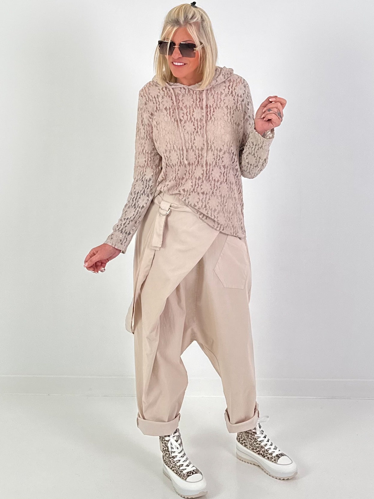 Light Lace Hoodie - beige
