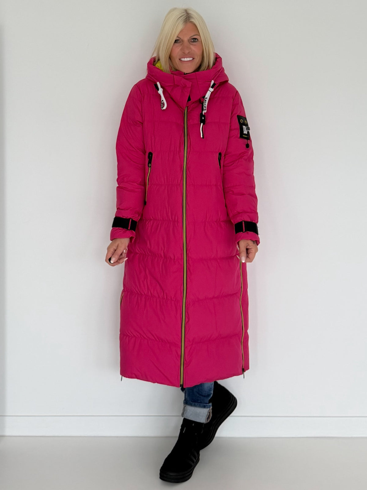 Daunenmantel mit Kapuze - pink