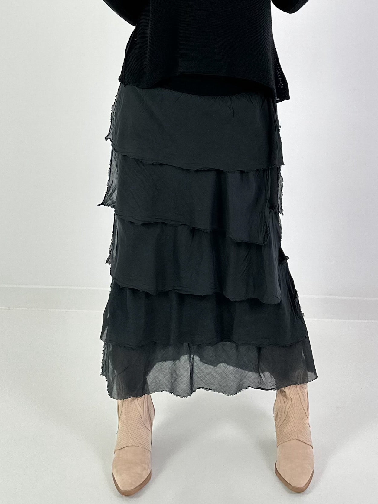Long tiered skirt - black