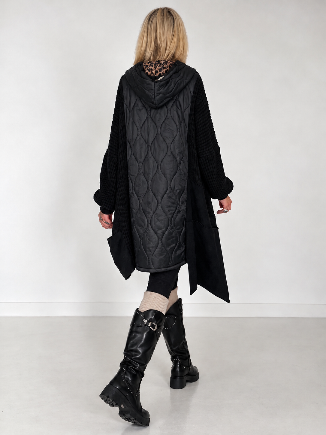 Oversized jacket in a mixed material design - black