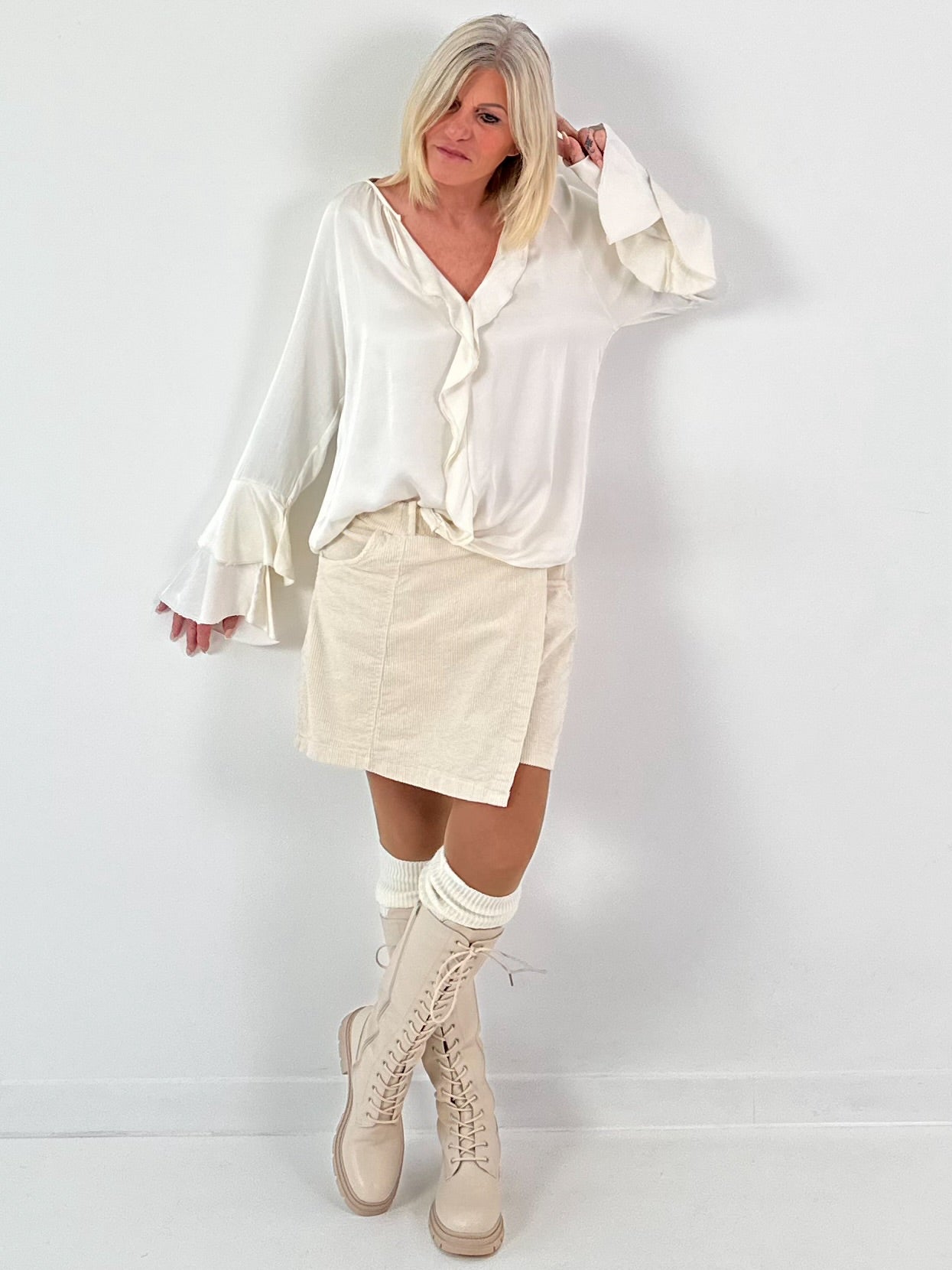 Blouse met volants model "Lush Light" - beige