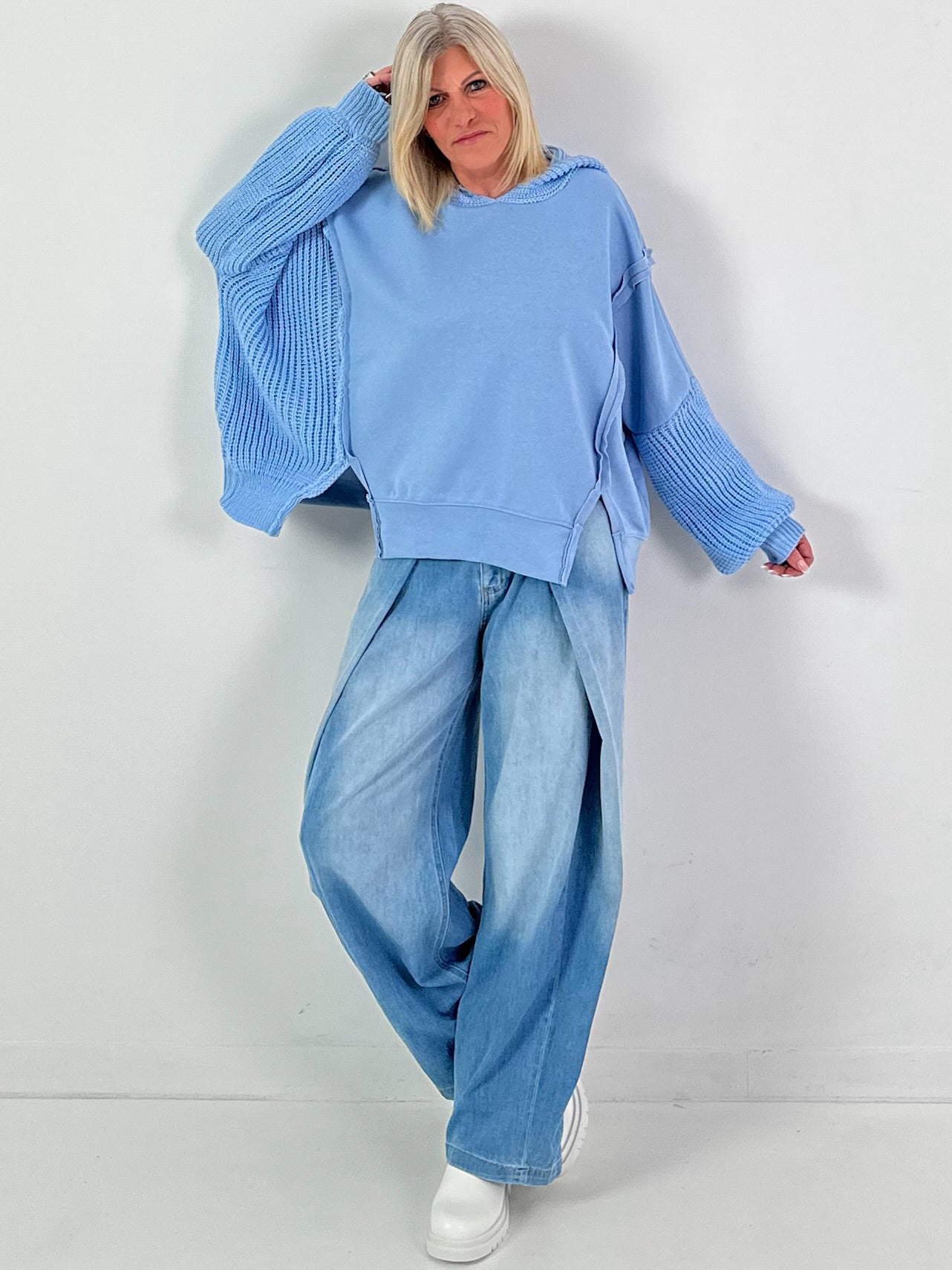 Materiaalmix hoodie model "Knit Fusion" - blauw