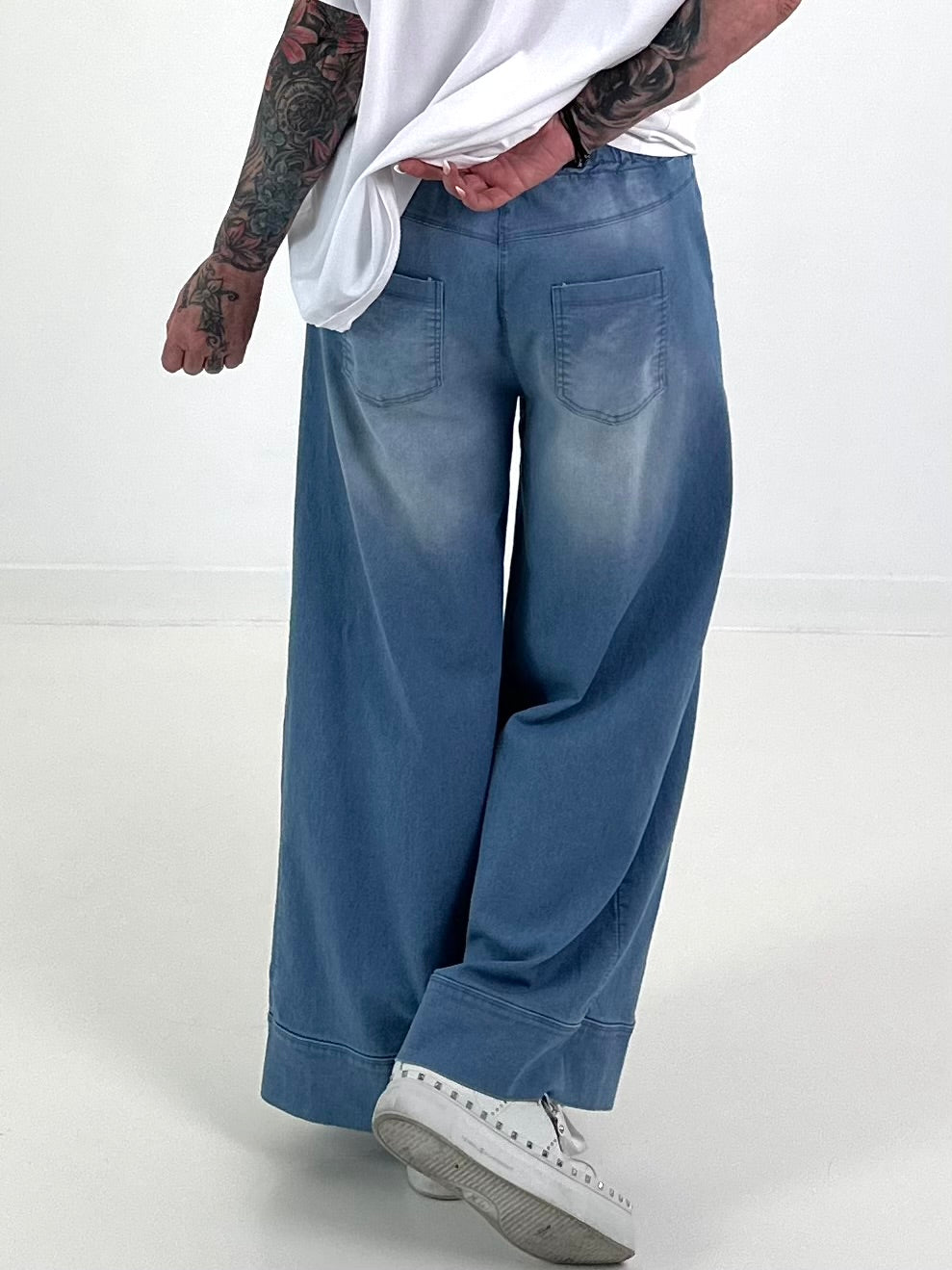 Jeans mit elastischem Bund - denim