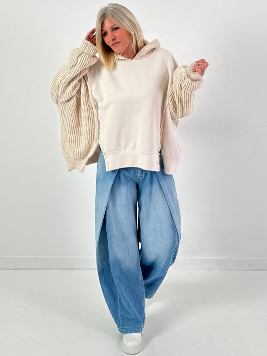 Materiaalmix hoodie model "Knit Fusion" - beige