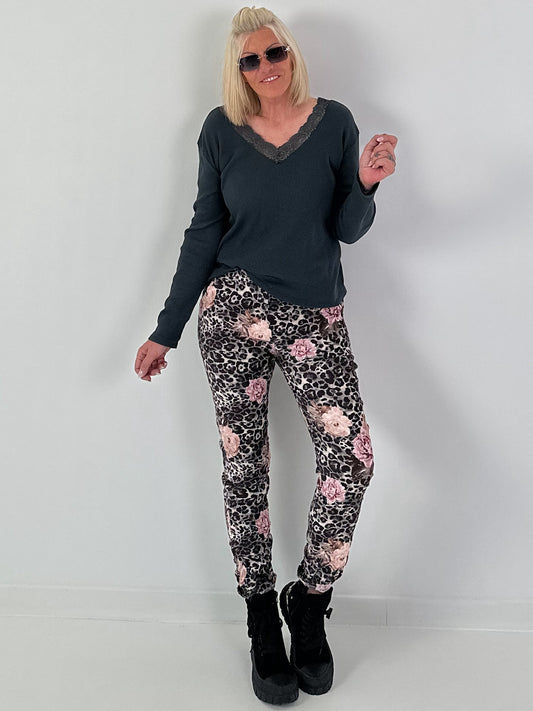Ripp Shirt mit V-Neck und Spitzendetails - anthrazit