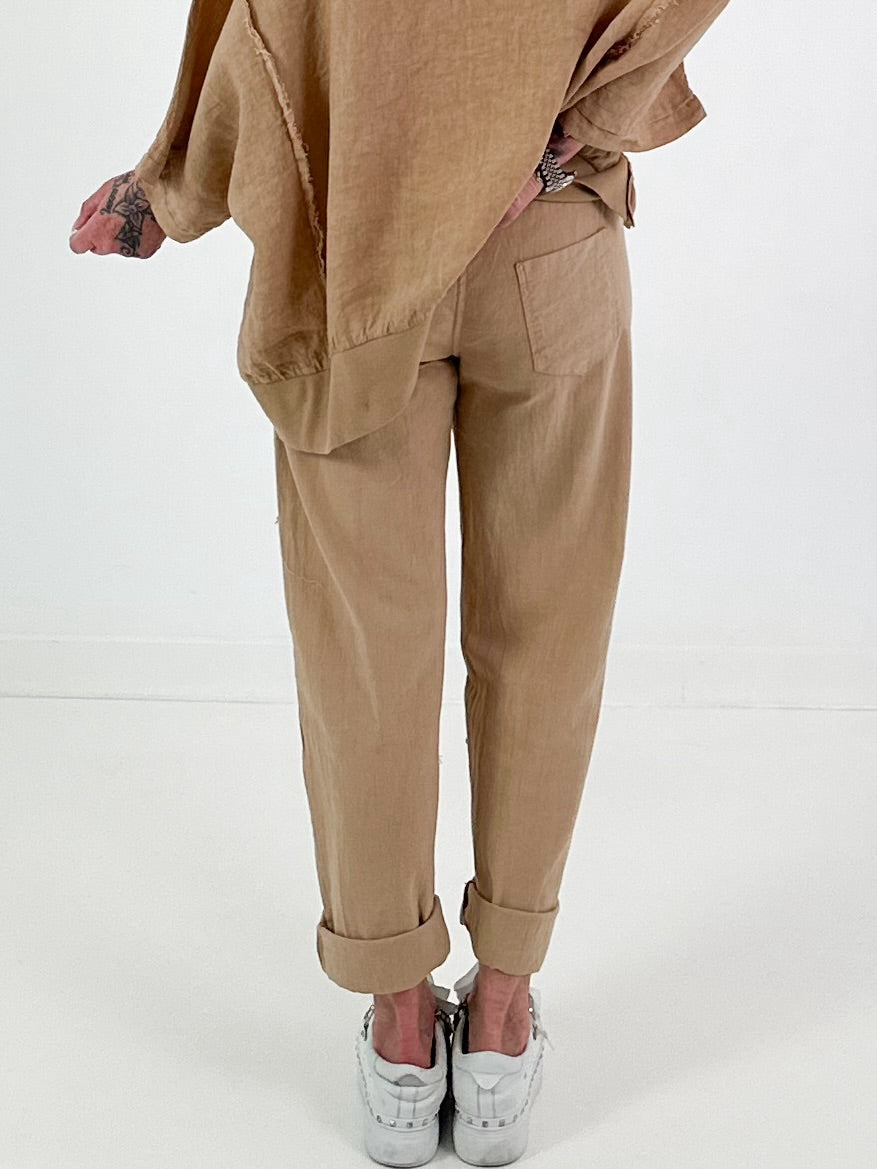 Leinen Hose mit aufgesetzten Taschen und Fransen - camel