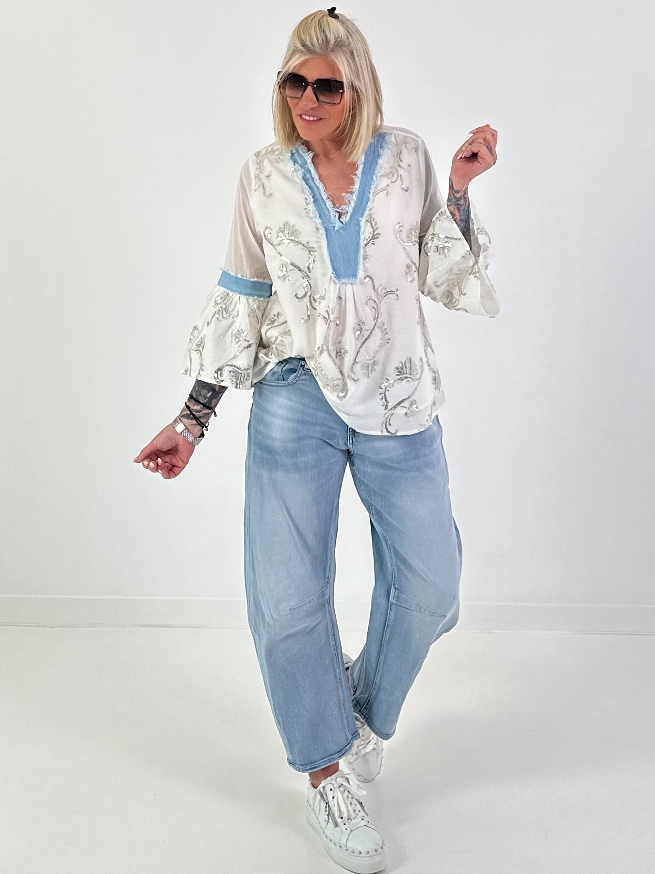 Tunika mit Pailletten und Denim-Details - weiss