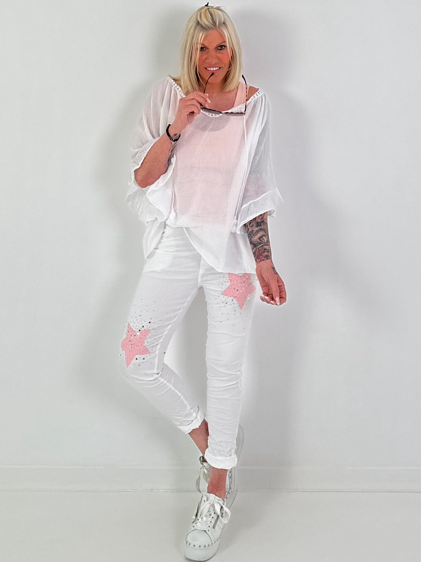 Pants with stars - white