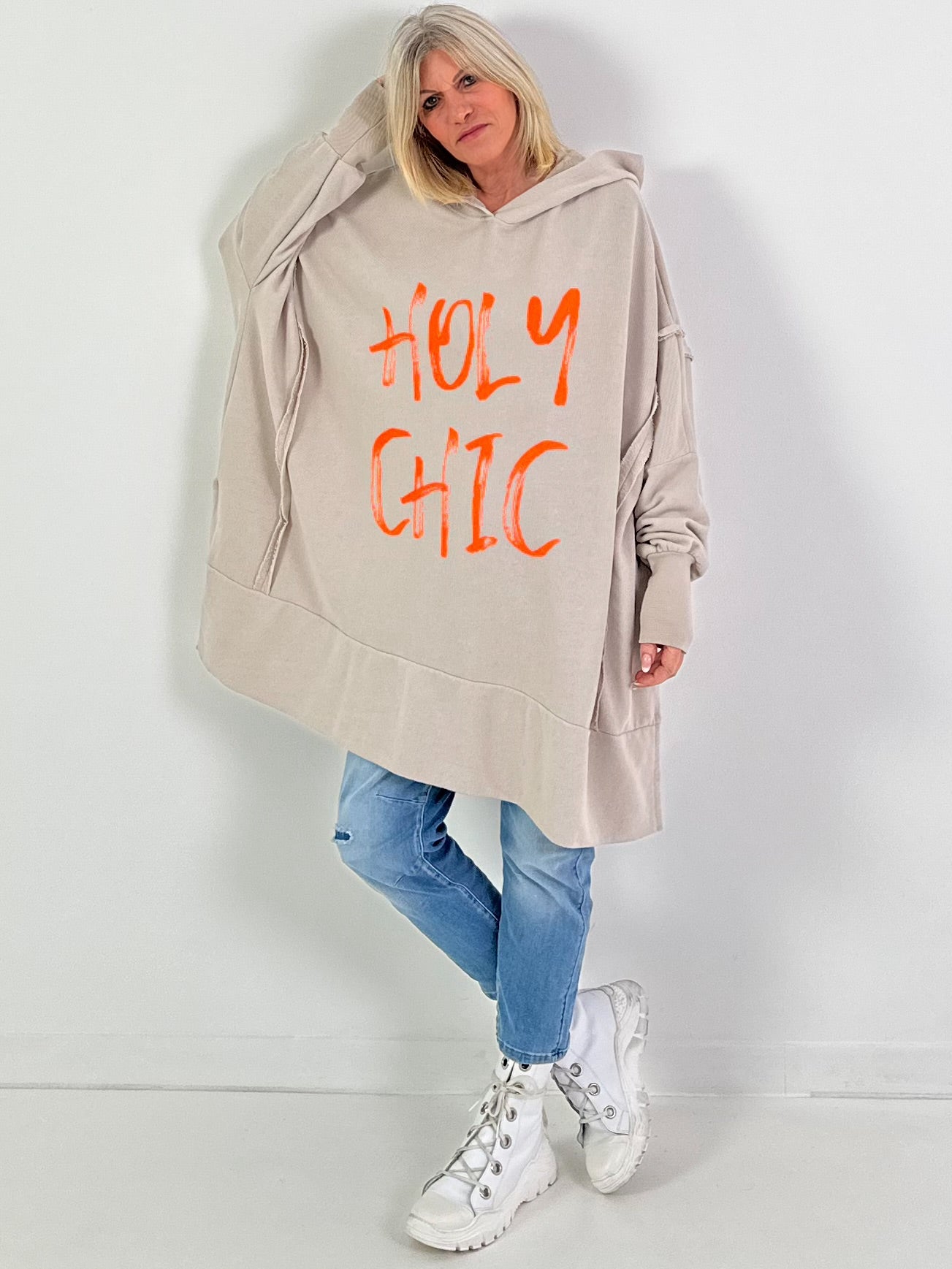 Oversized hoodie model "Holy Chic" - beige-neonoranje