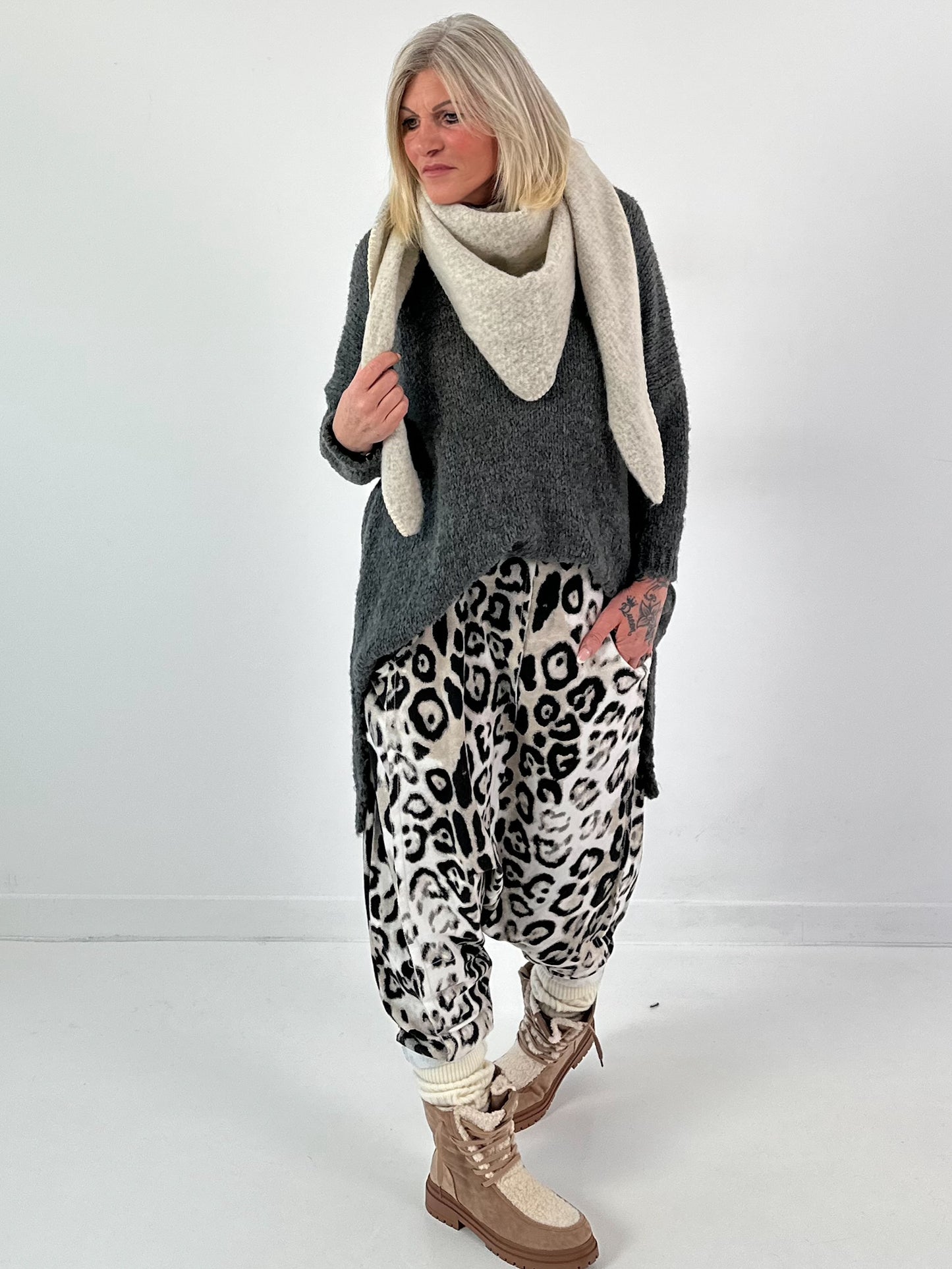 Trui model "Slouchy Dream" - antraciet