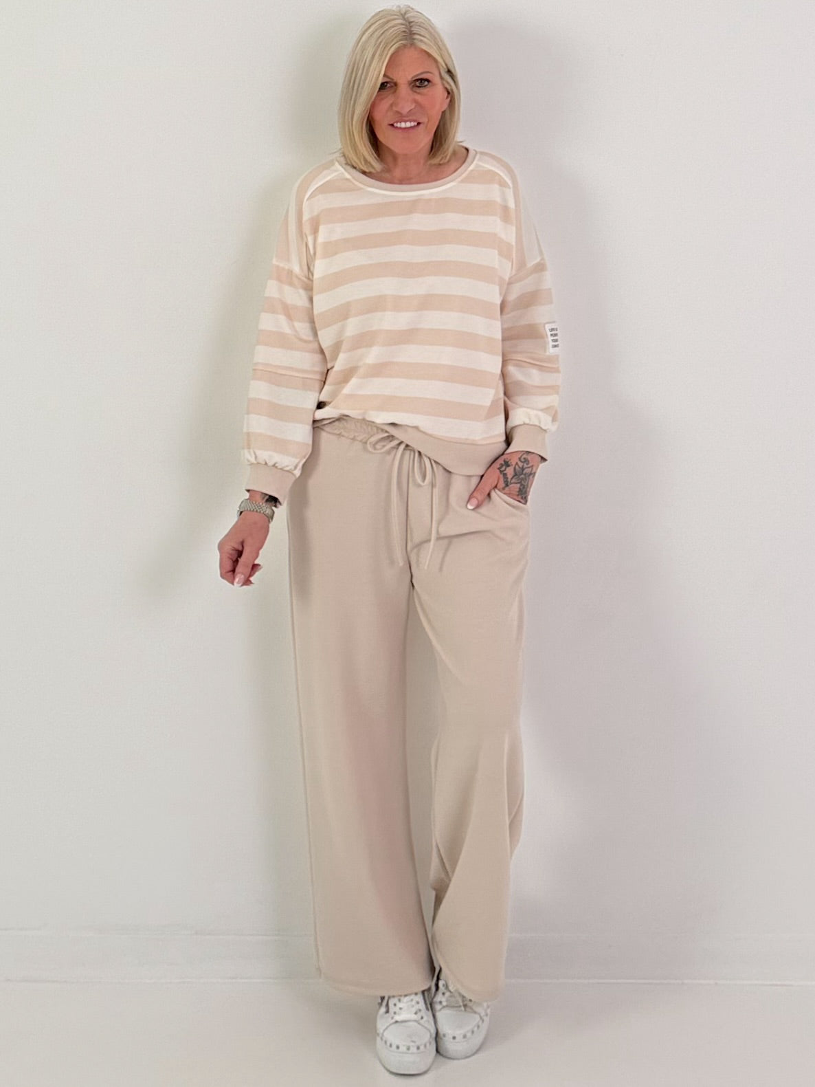 Zweiteiler mit Streifen - beige-weiss