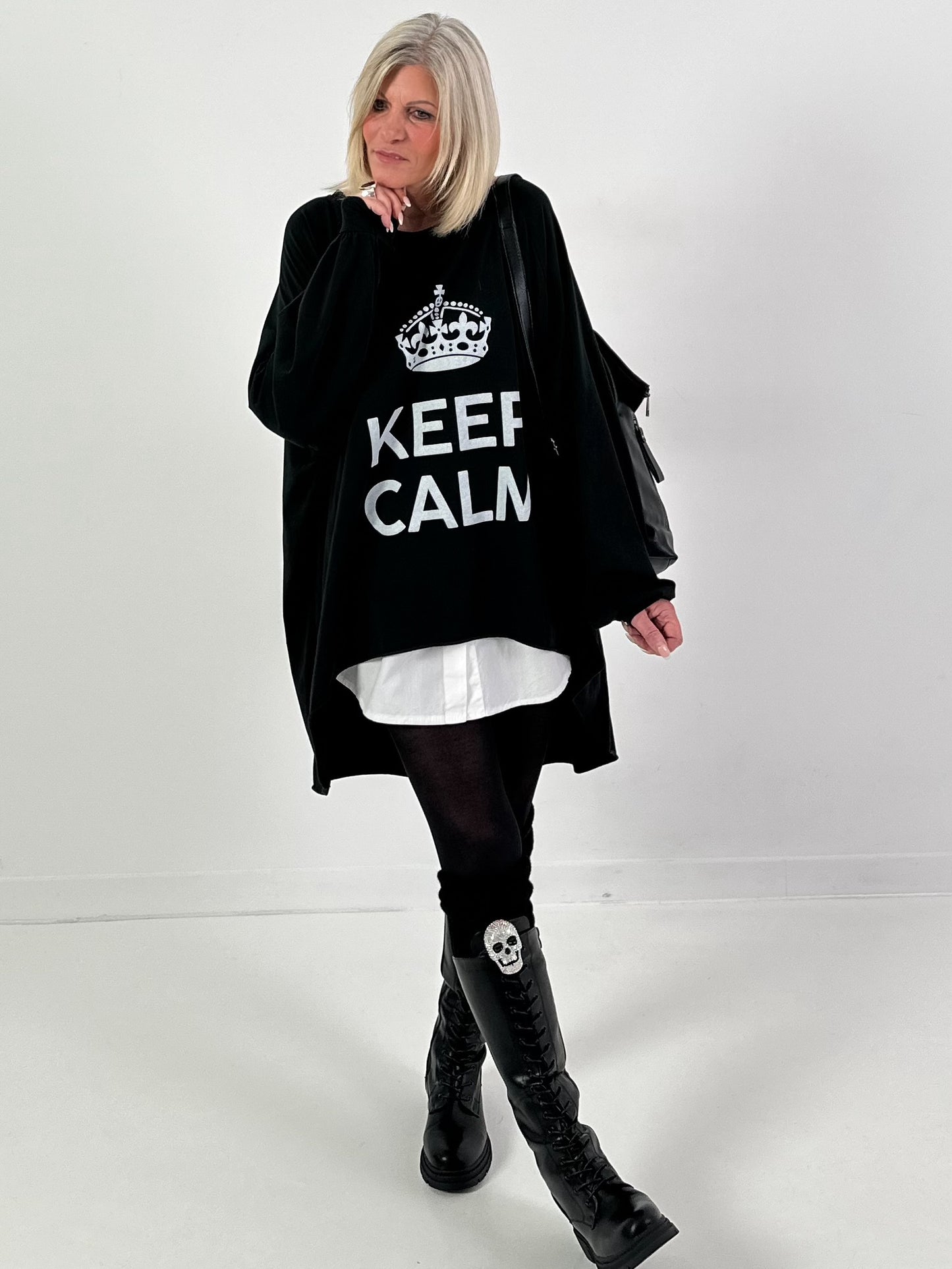 Oversized shirt model "KEEP CALM" - black