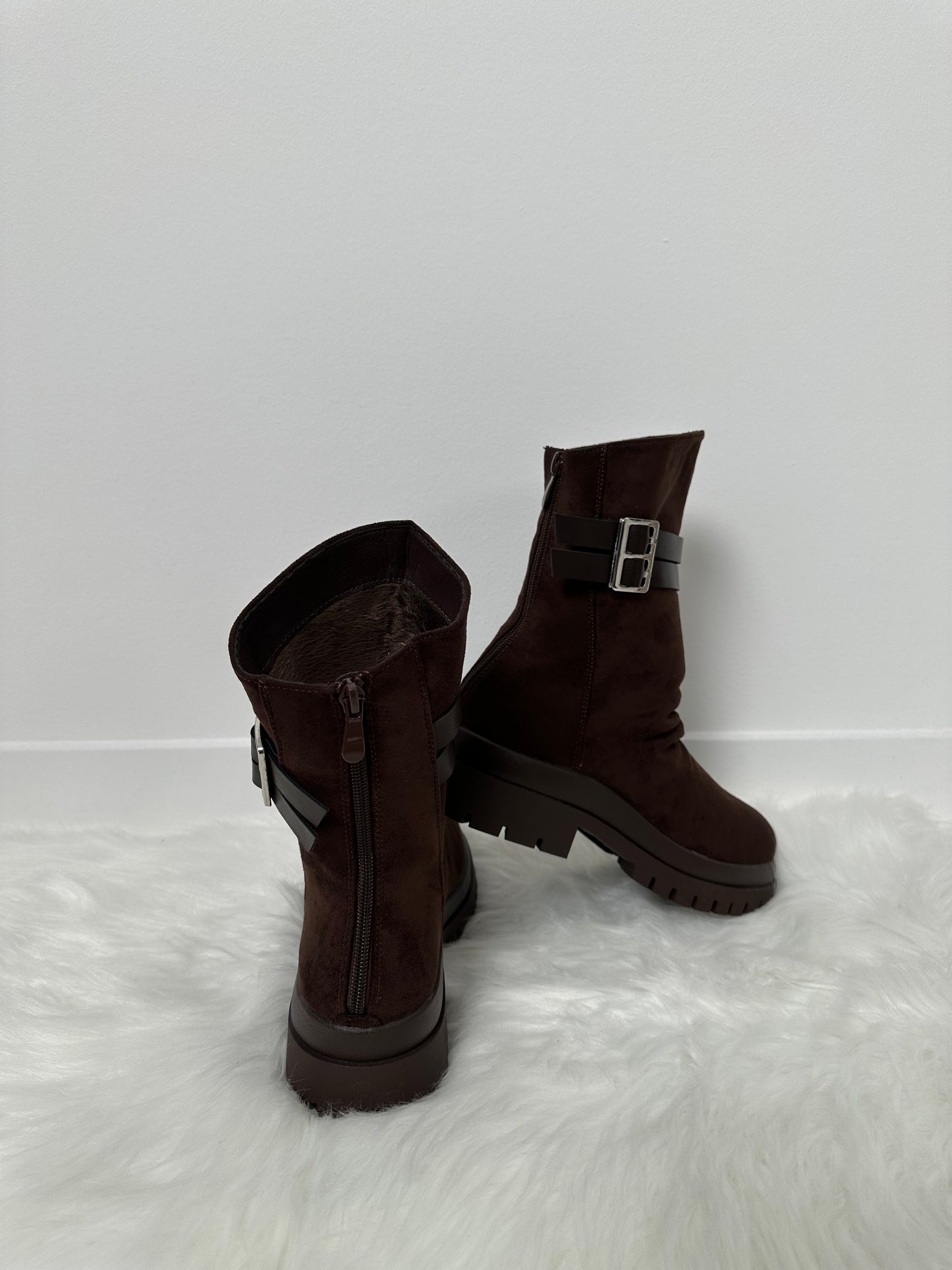Bootie model "Buckle" - chocolate