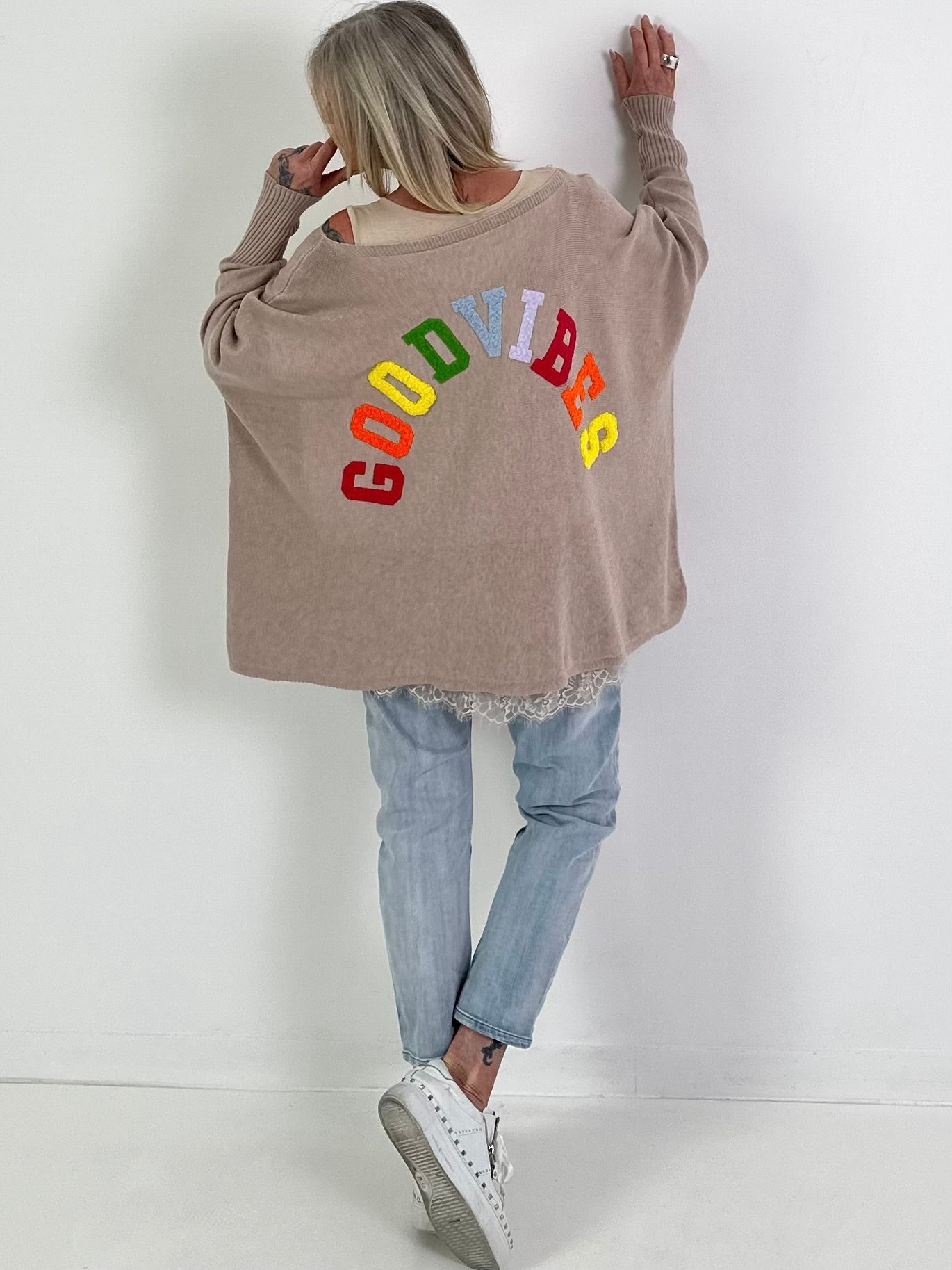 Pullover Good Vibes - beige