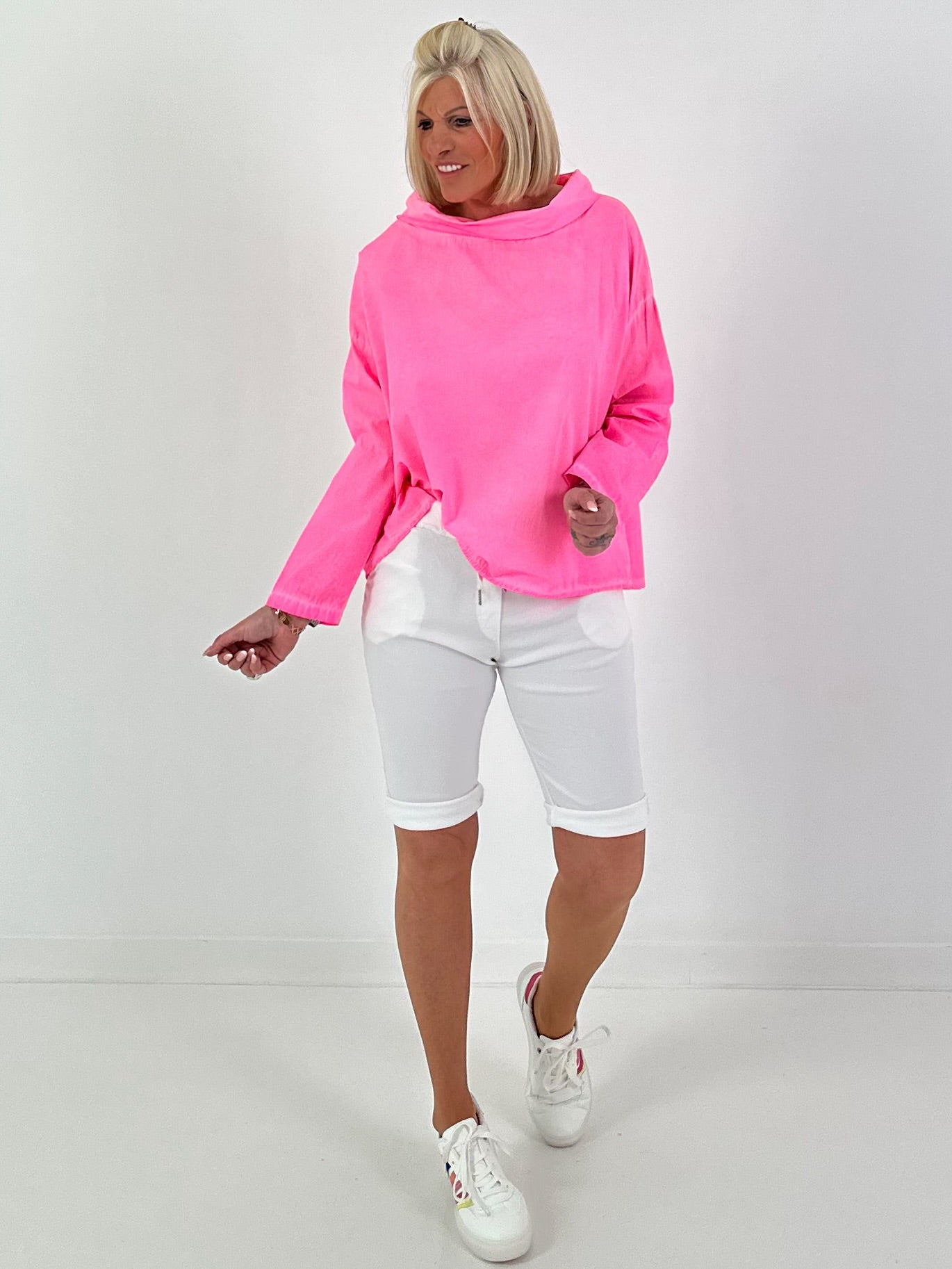 Blouse-style shirt with round neck - neon pink