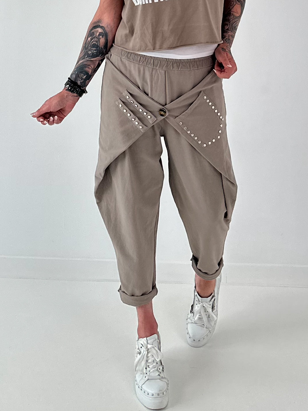 Sweatshirt Hose mit lässigen Details - taupe