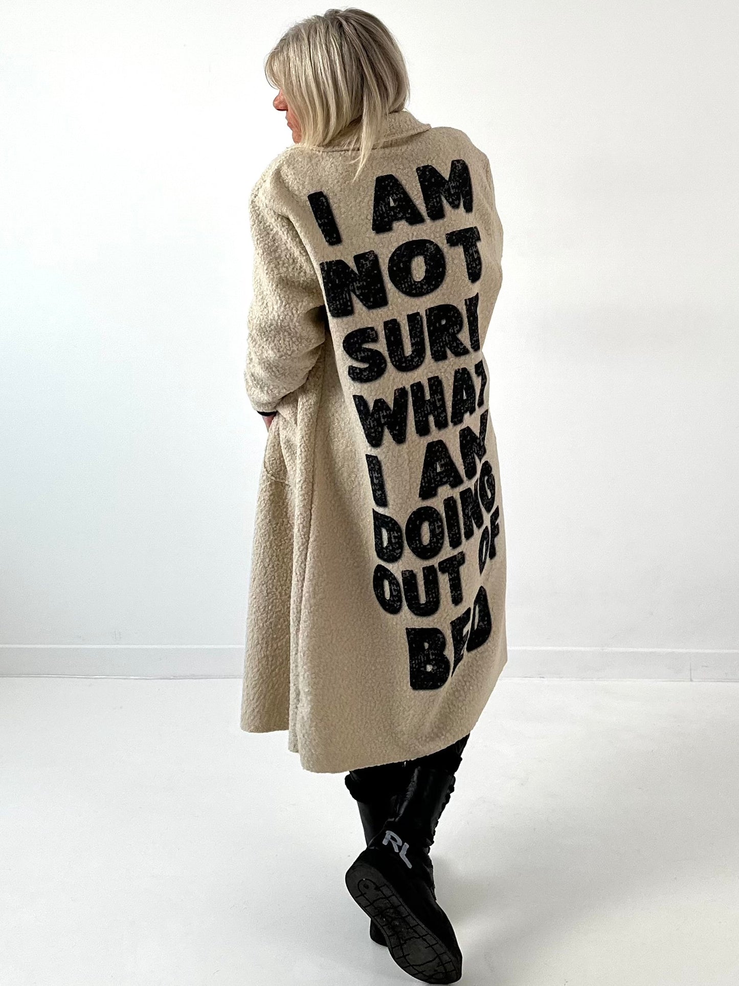 Bouclé jas model “Wake up” - beige