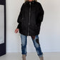 Oversized Steppjacke mit Stulpenärmeln und Kapuze - schwarz