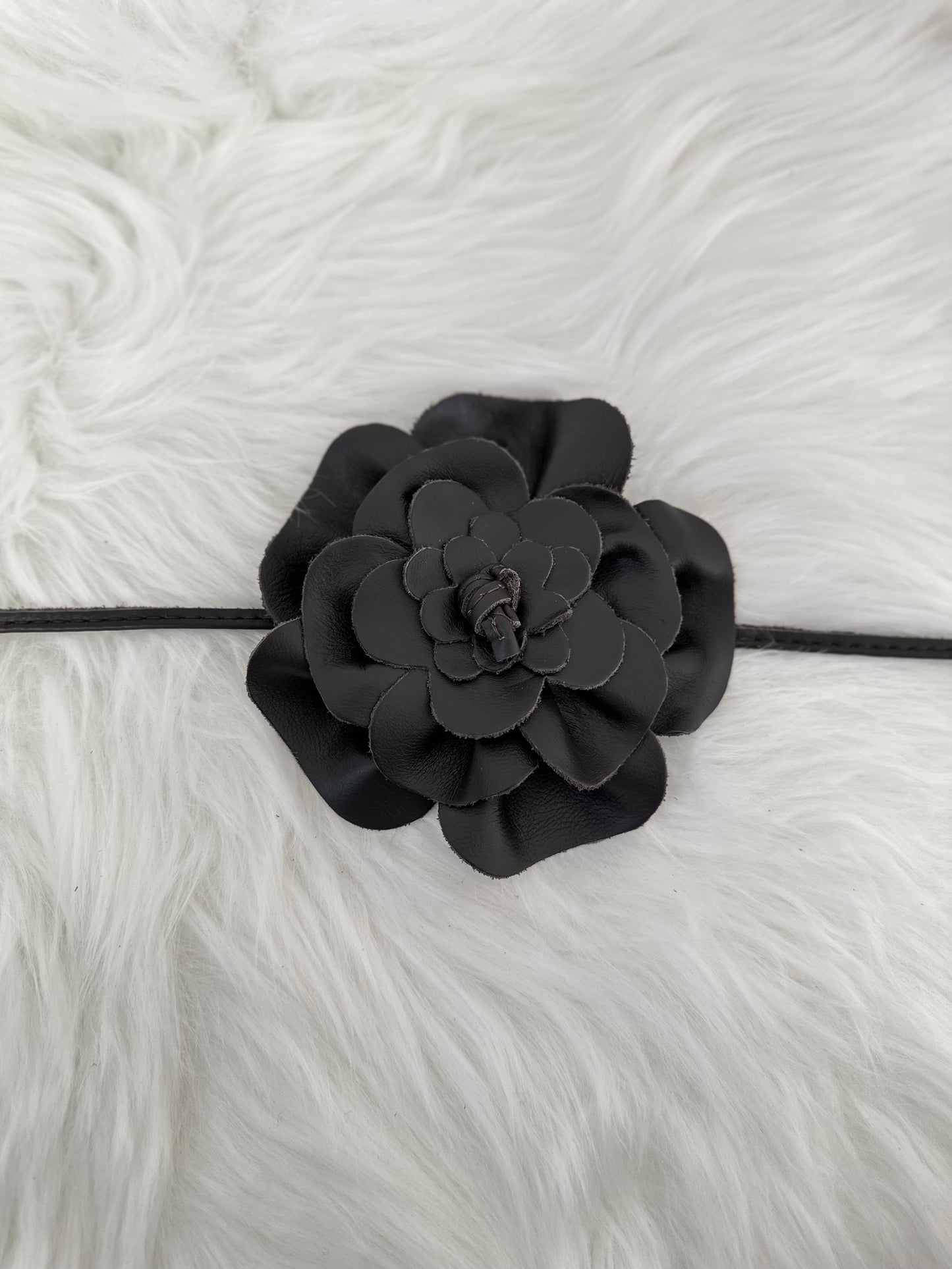 Strikceintuur model "Floral Flow" - koffie