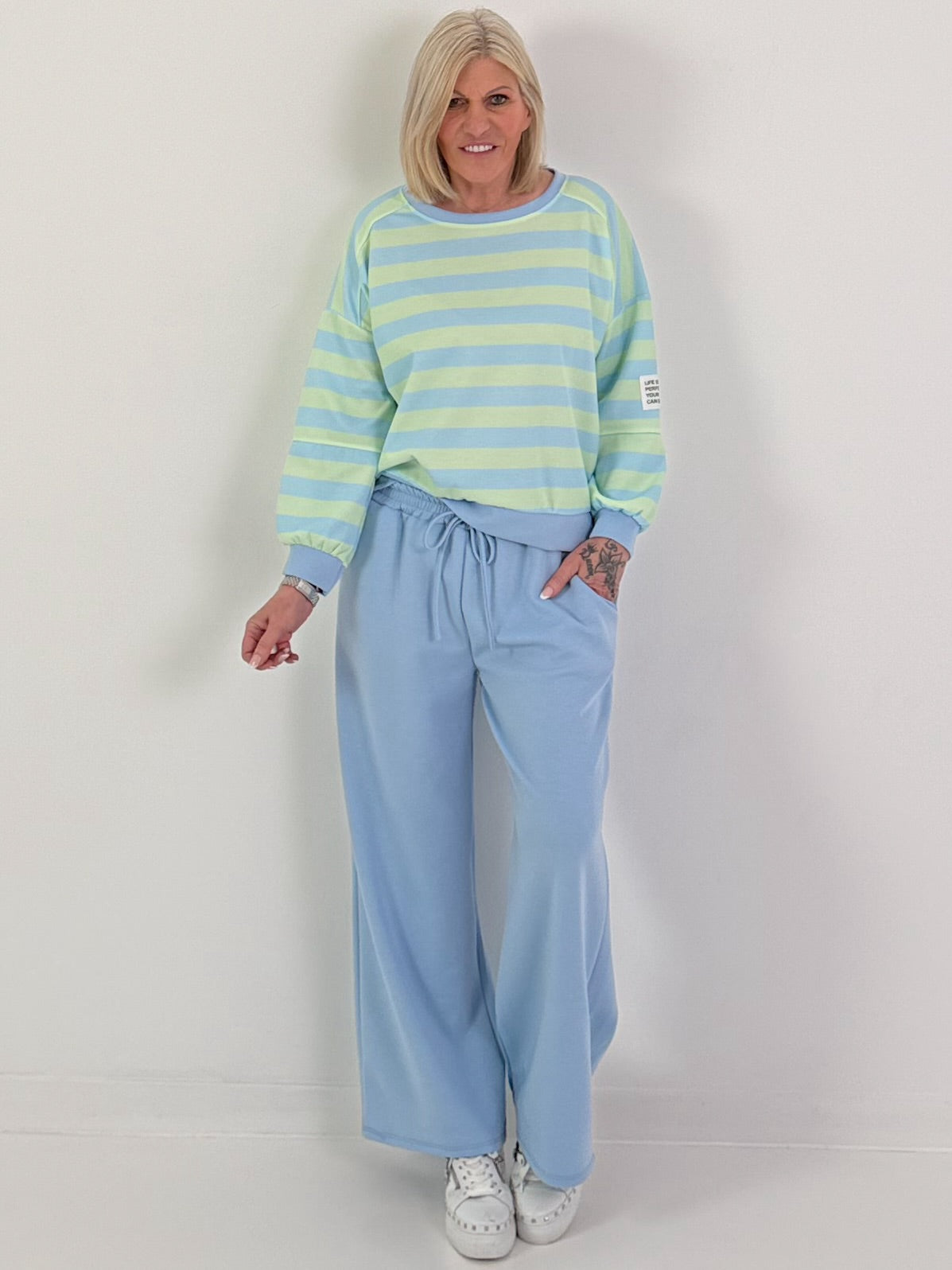 Zweiteiler mit Streifen - lindgrün-hellblau