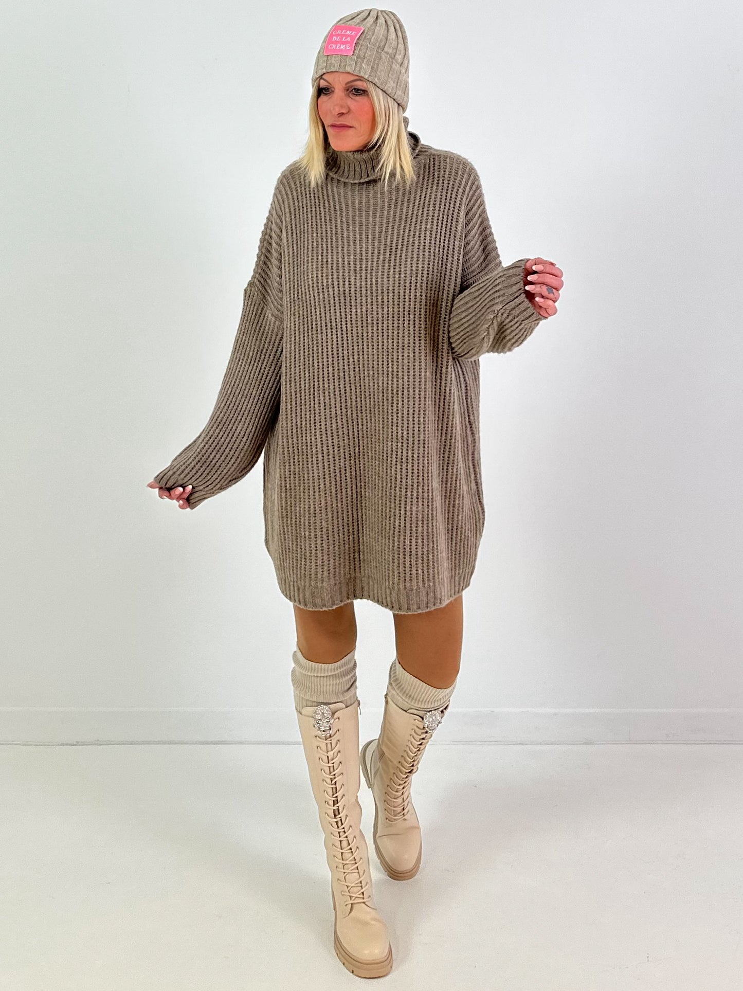 Longpullover/Kleid Modell "Embrace" - taupe