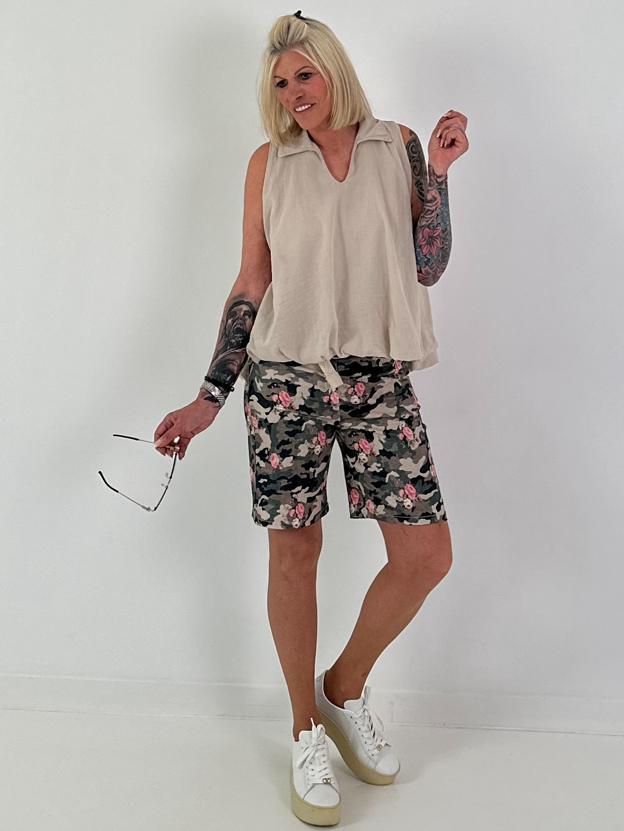 Ballon Blusen Top mit V-Neck - beige