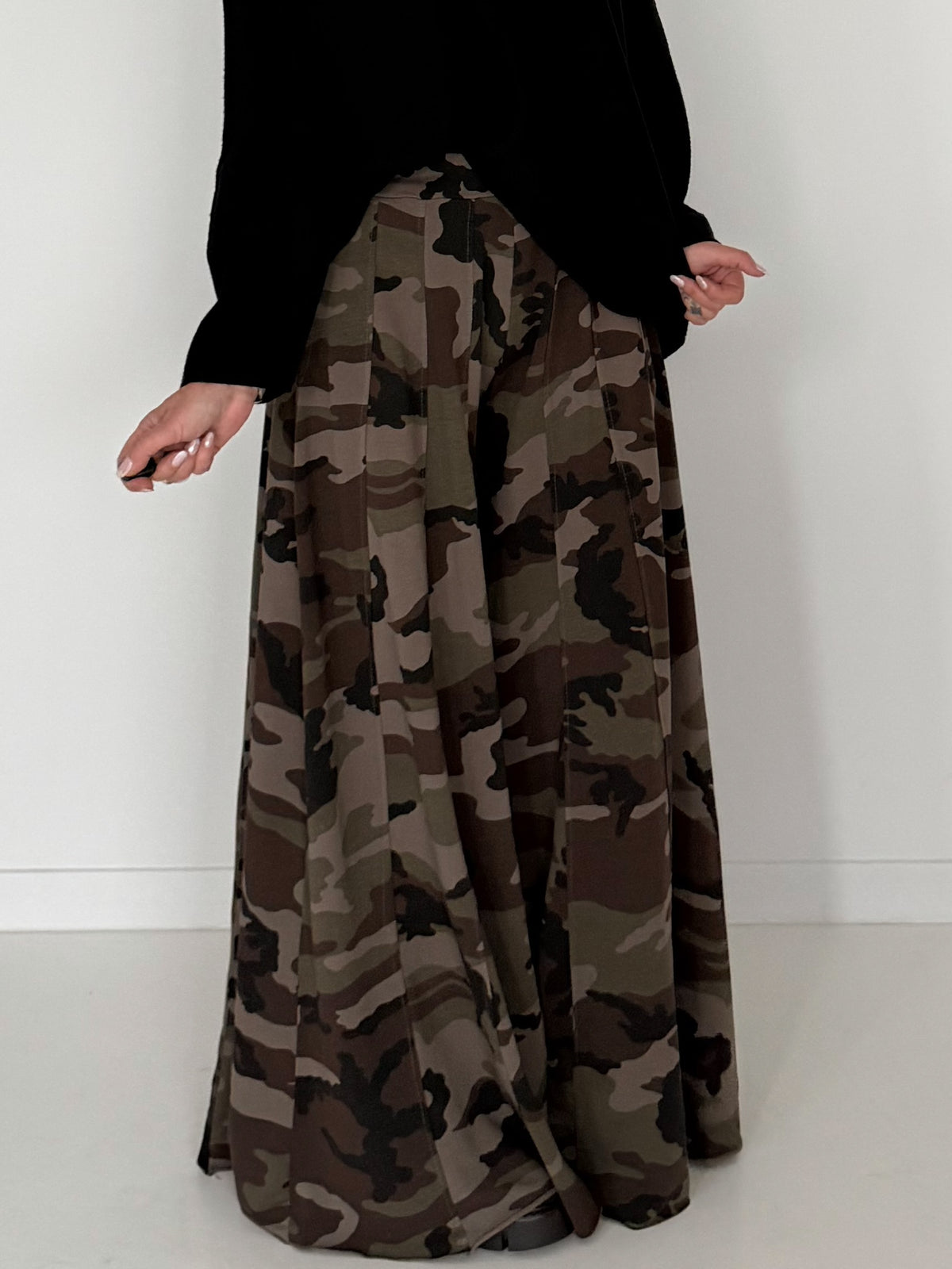 Palazzo-Sweathose in Camouflage-Look - taupe-mehrfarbig