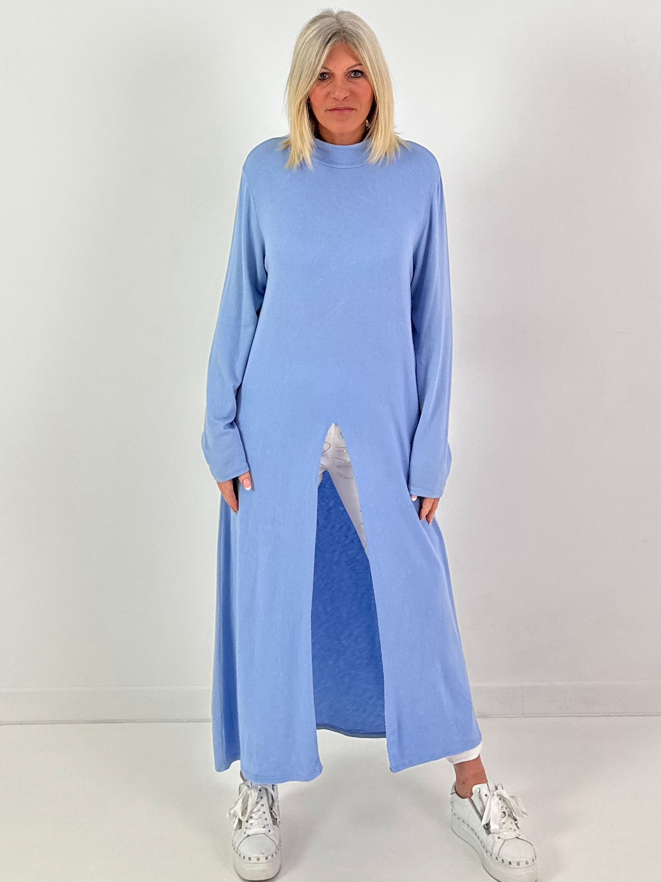 Long Pullover Modell "Calm Comfort" - hellblau