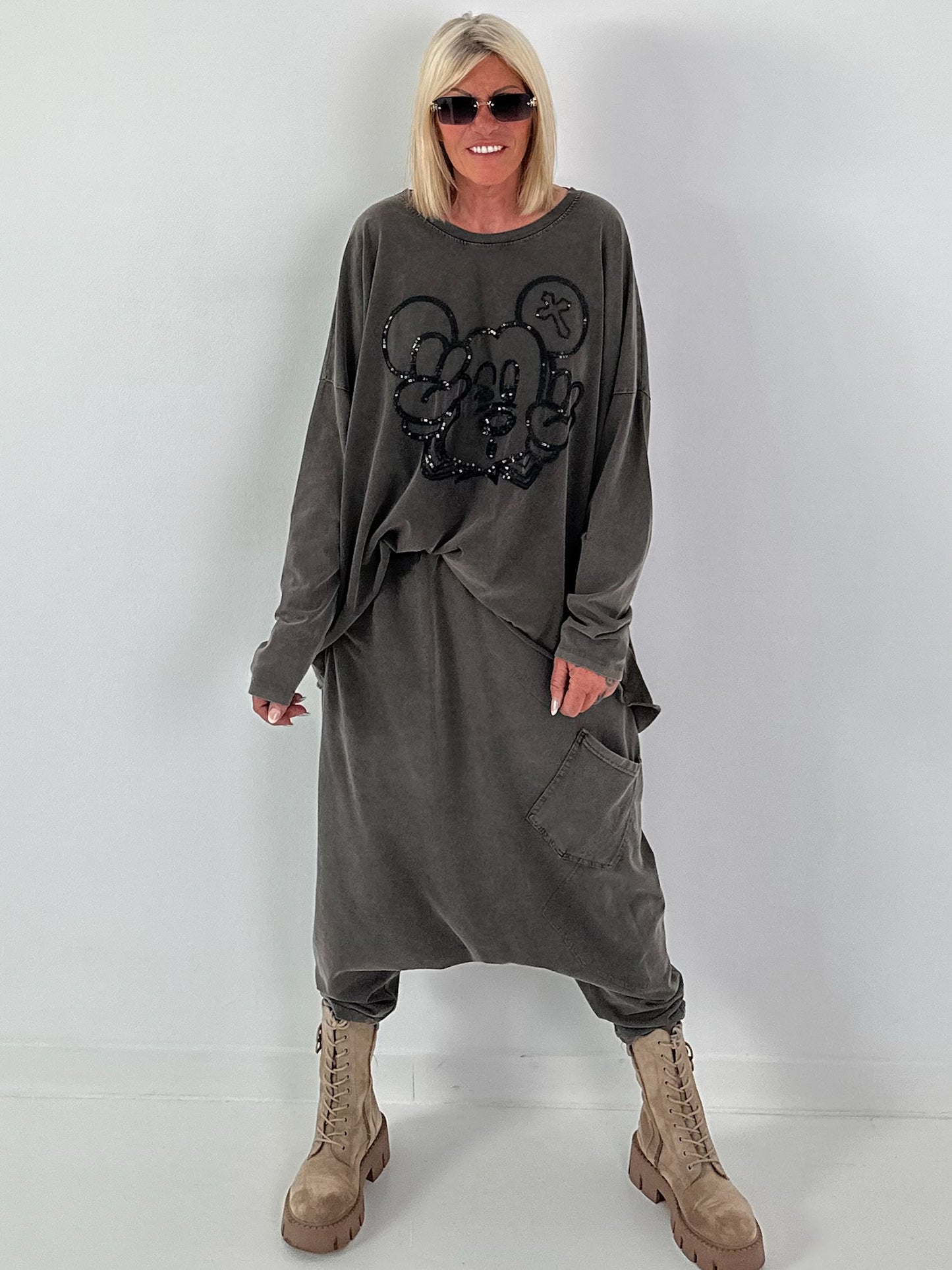 Oversized Sweater mit Paillettenprint - anthrazit
