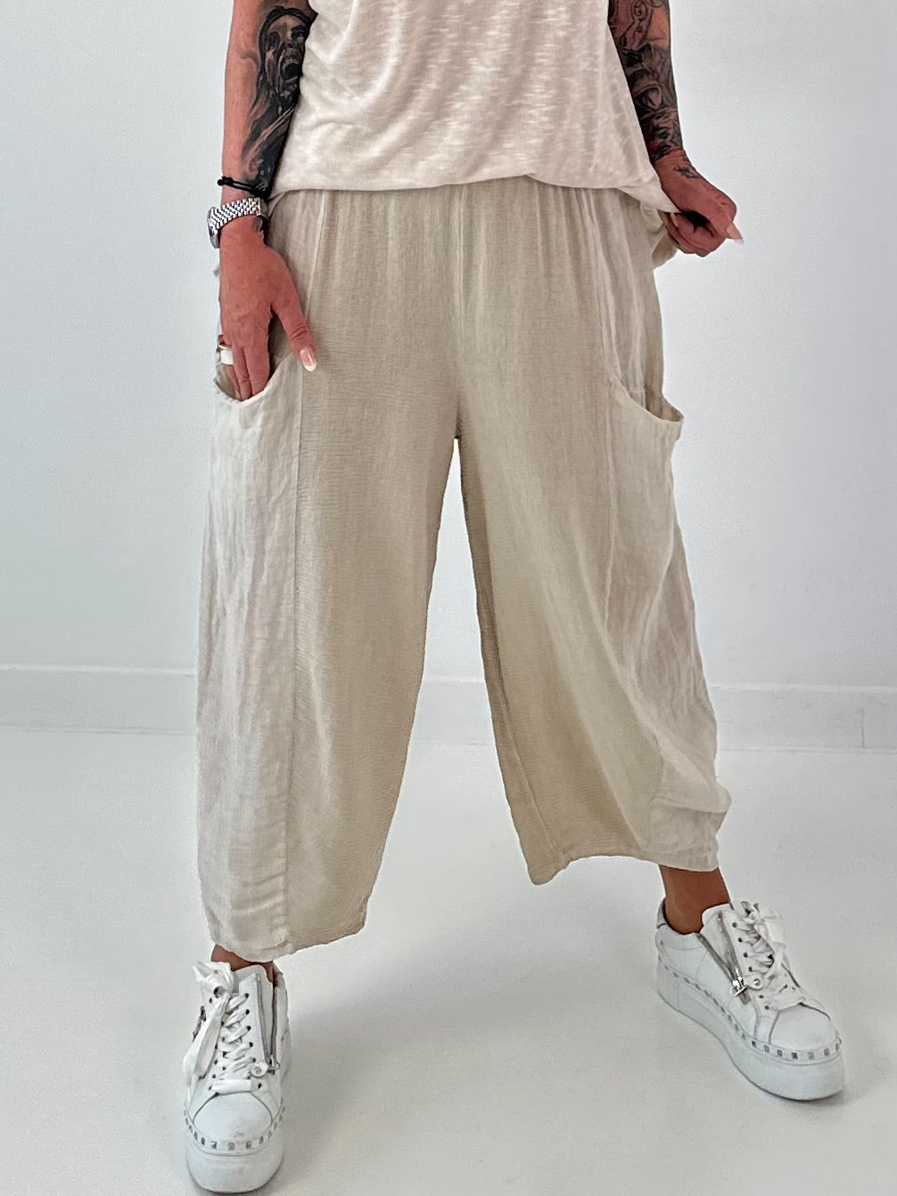 Balloon Linen Trousers with Fringe Details - taupe