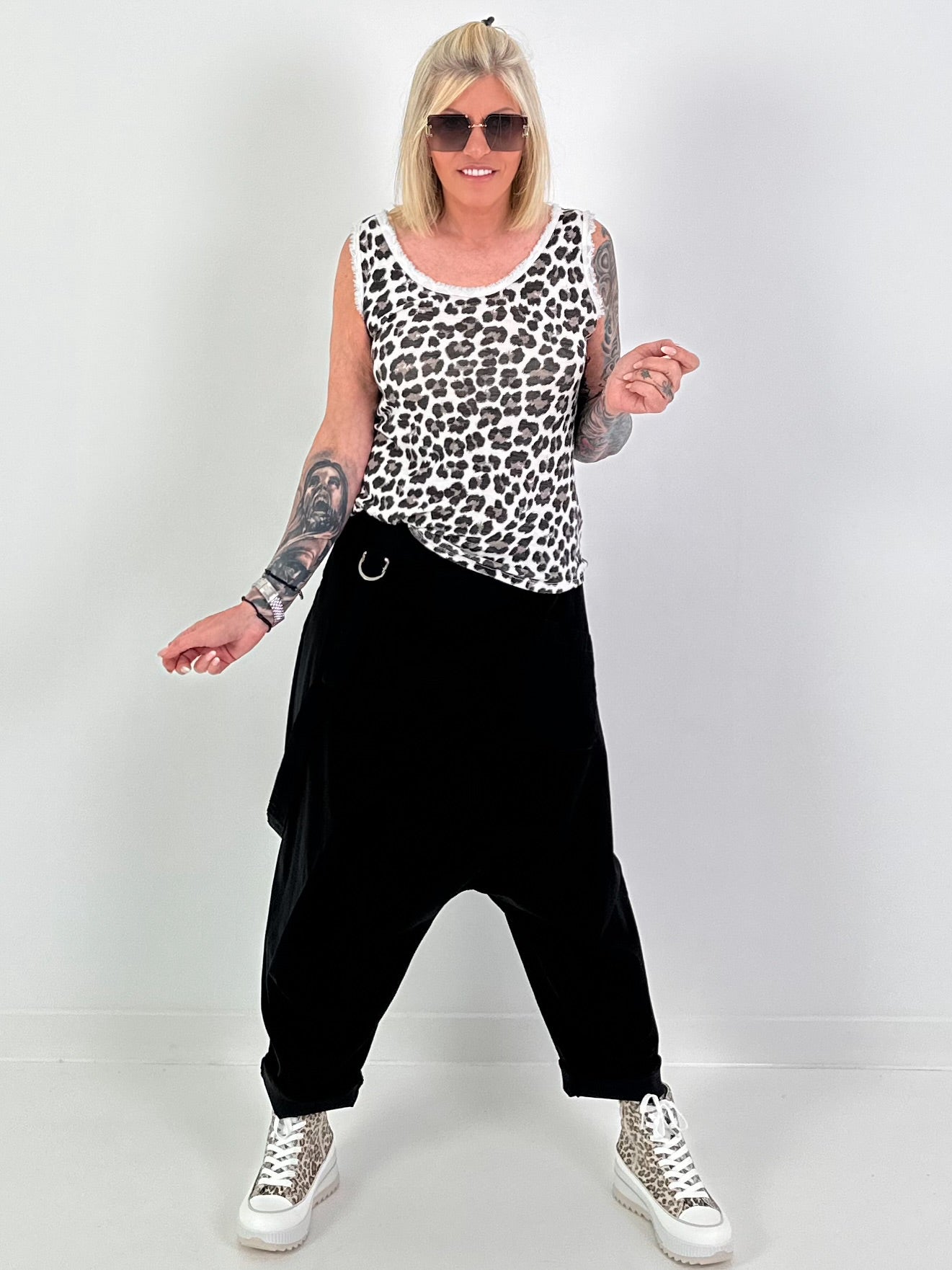Leo Top with Fringes - 5 Colors