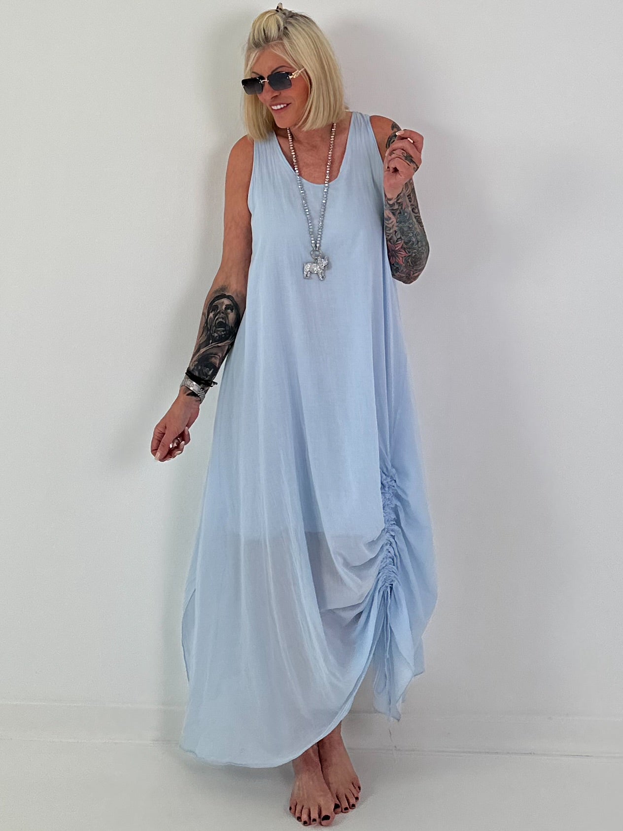 Sommerkleid mit Raff-Detail - hellblau