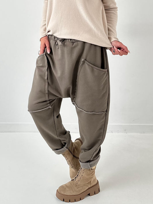 Baggy Hose Modell "Big Pocket" - taupe