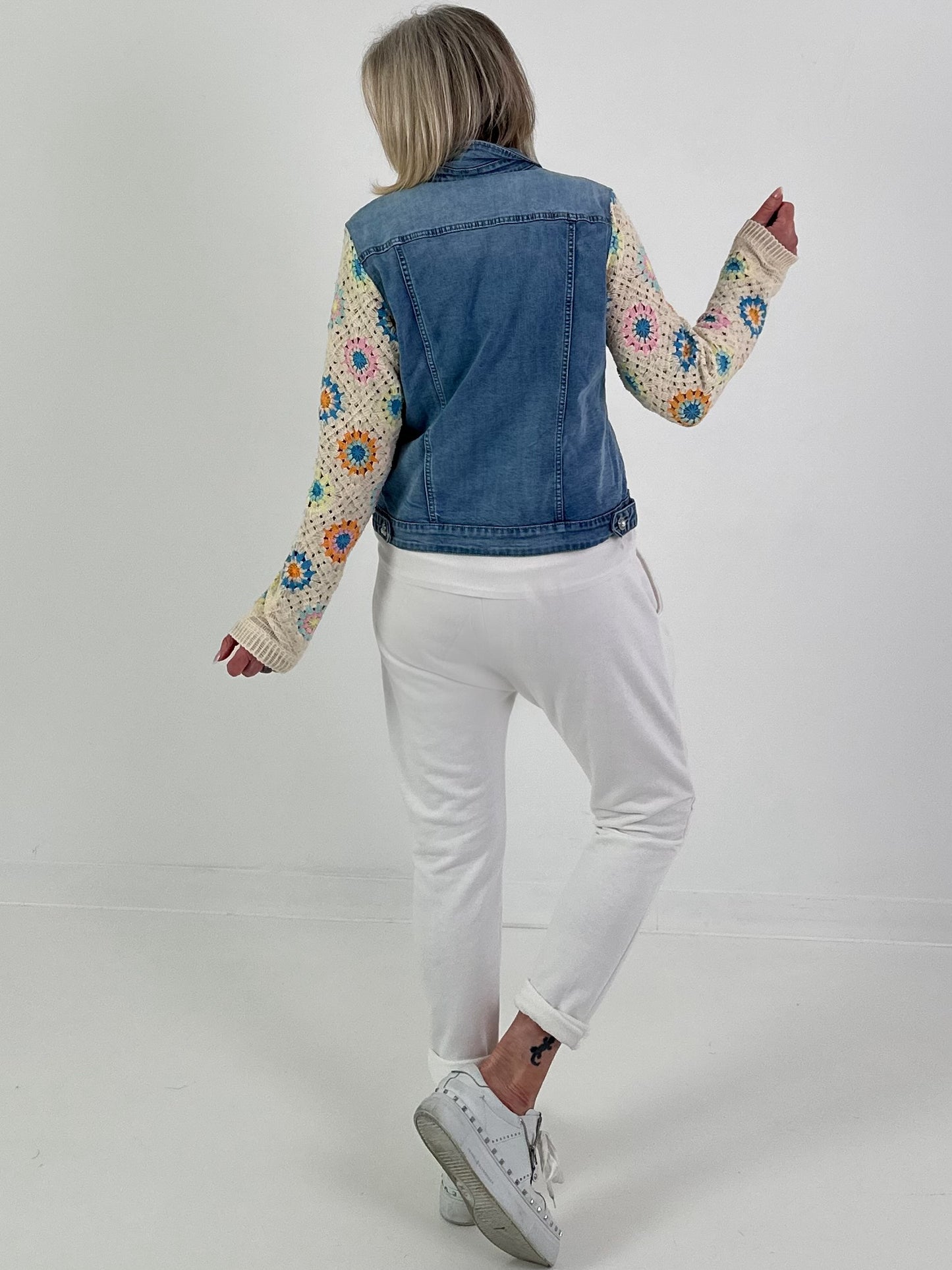 Denim jacket with crocheted sleeves - denim