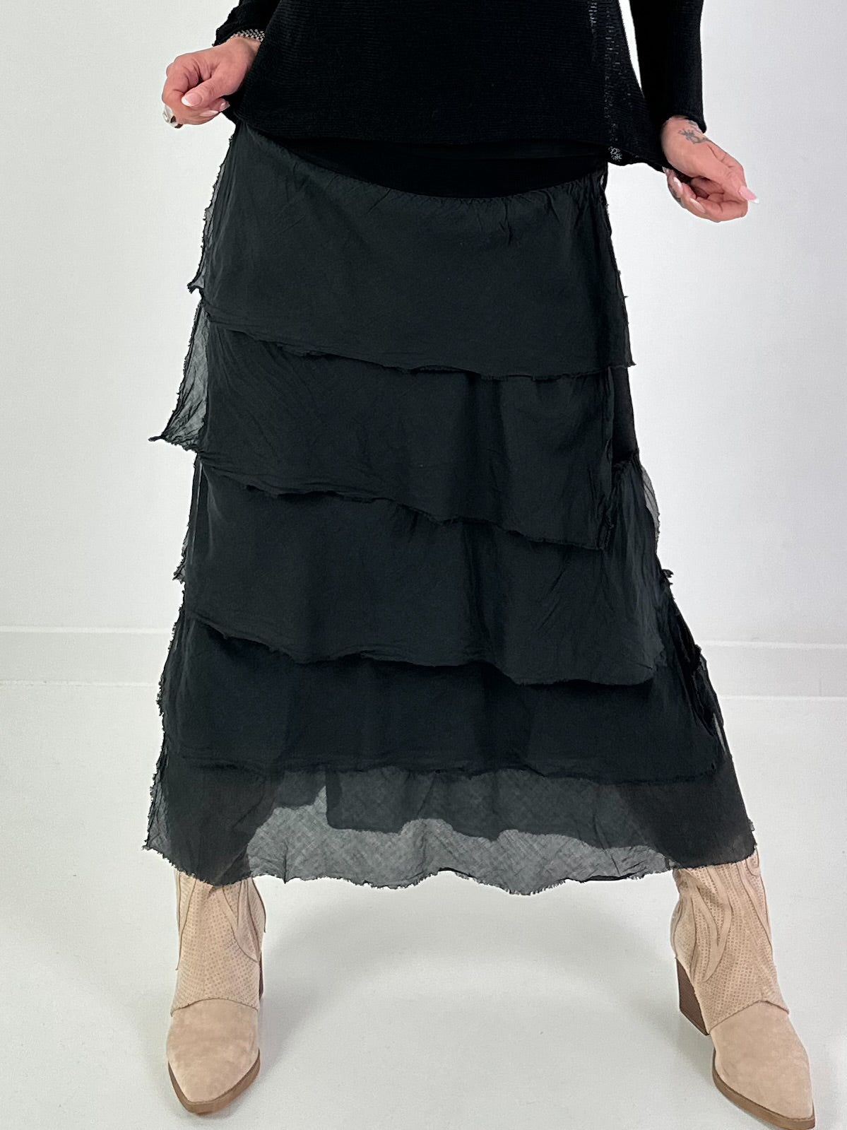 Long tiered skirt - black