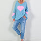 Oversized Pullover Modell "Heart Flair" - hellblau